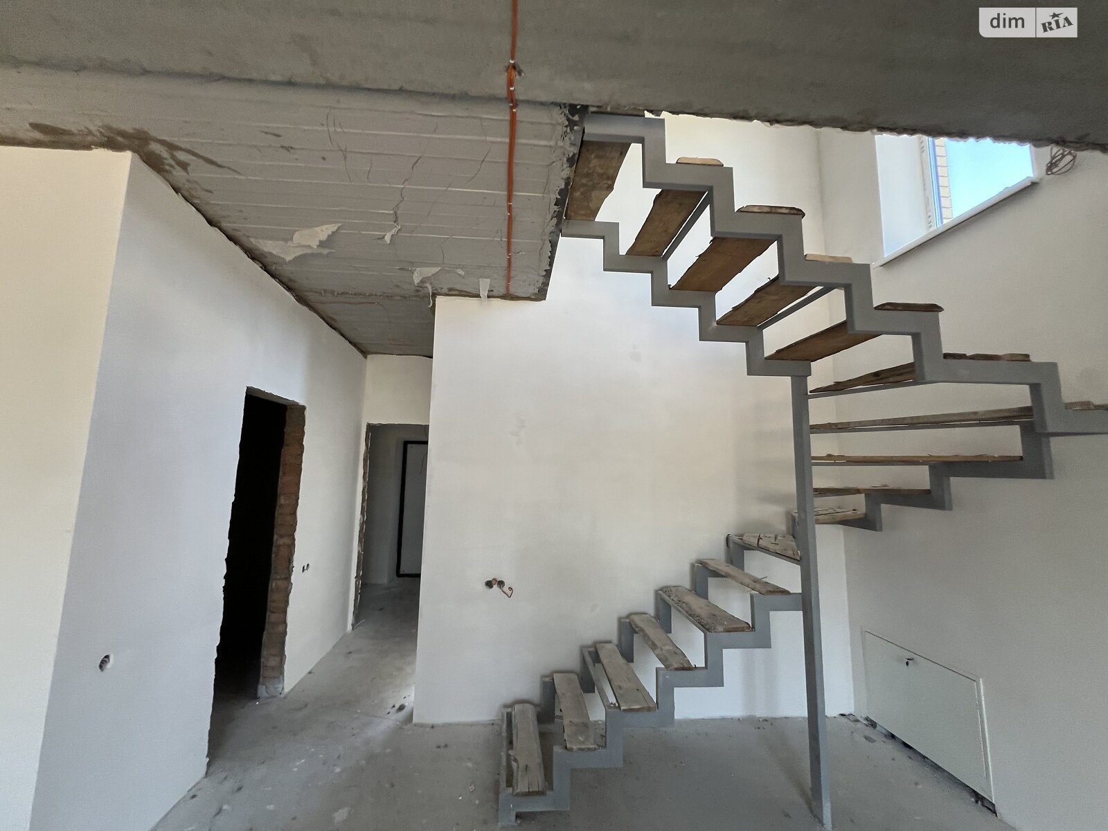 двухэтажный дом, 107 кв. м, кирпич. Продажа в Зарванцах фото 1 двухэтажный дом, 107 кв. м, кирпич. Продажа в Зарванцах фото 1