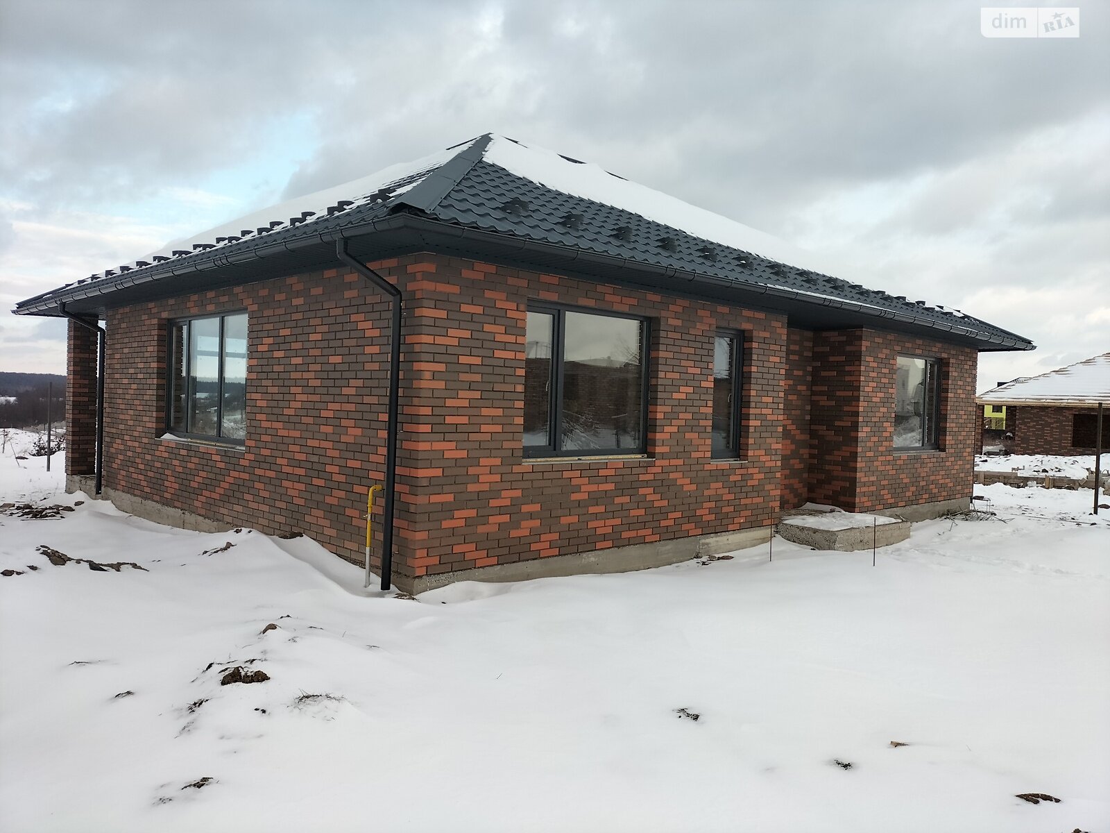 одноэтажный дом, 96 кв. м, кирпич. Продажа в Зарванцах фото 1 одноэтажный дом, 96 кв. м, кирпич. Продажа в Зарванцах фото 1