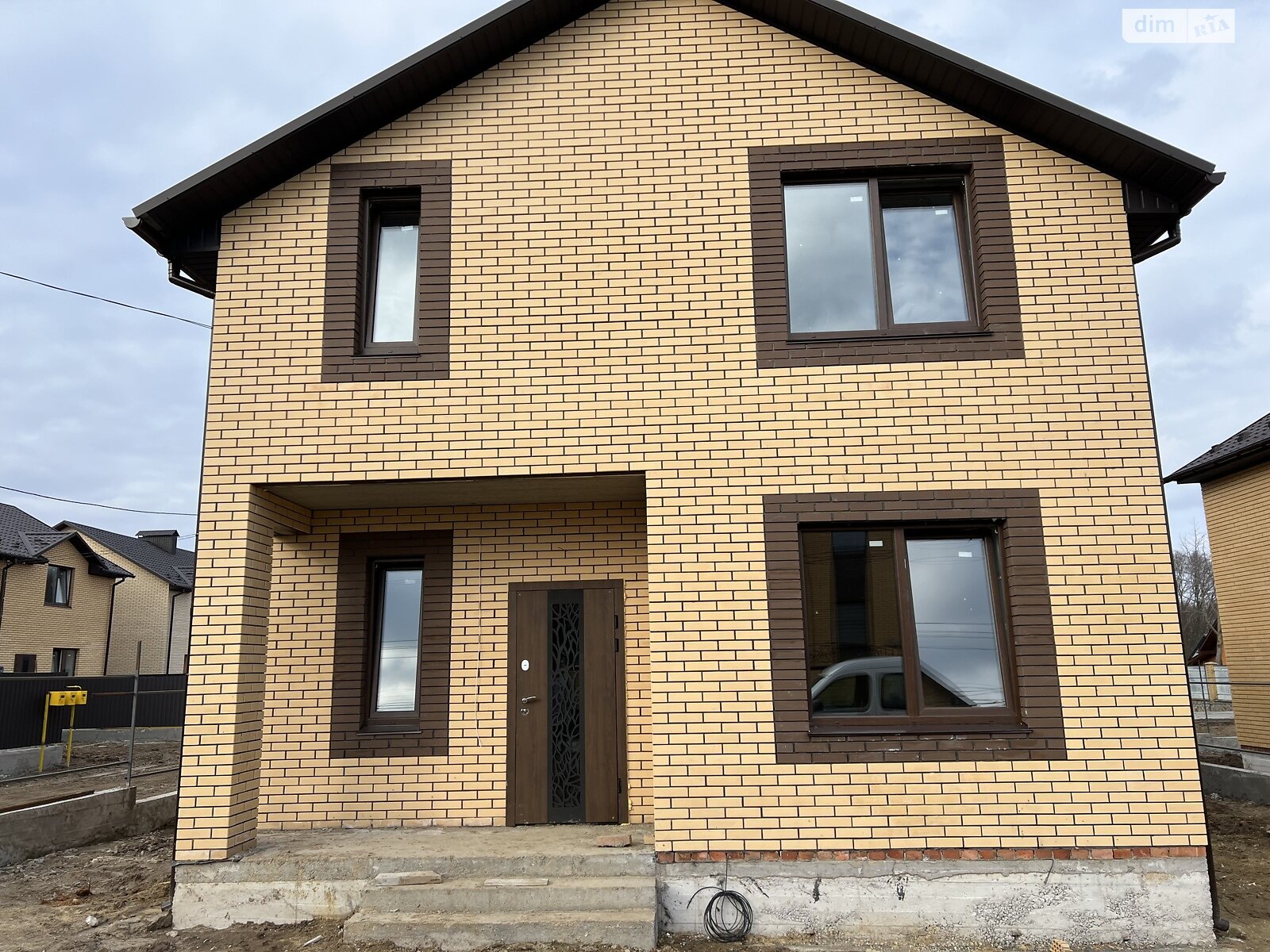двухэтажный дом с отоплением, 125 кв. м, кирпич. Продажа в Зарванцах фото 1 двухэтажный дом с отоплением, 125 кв. м, кирпич. Продажа в Зарванцах фото 1