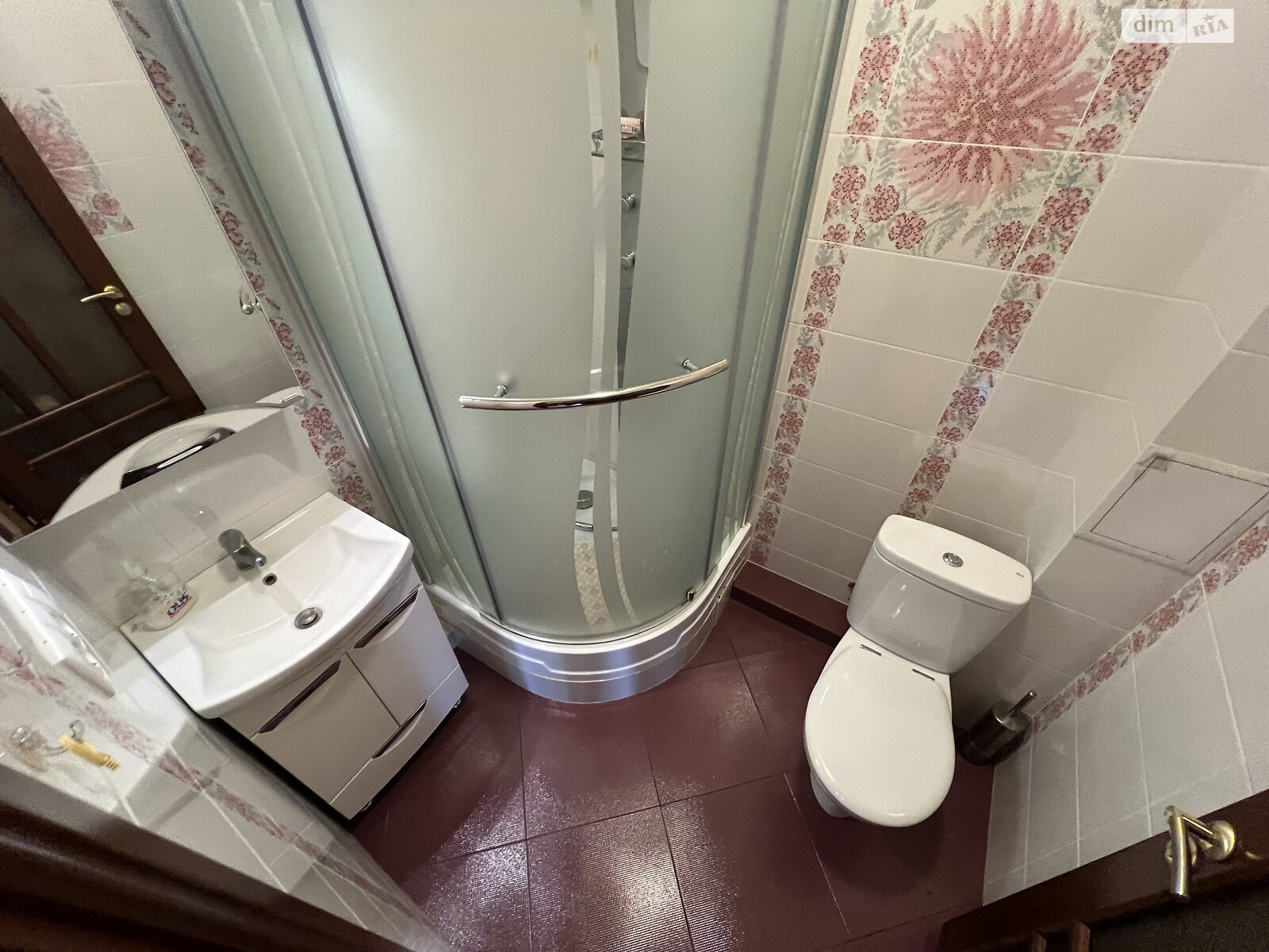 двухэтажный дом с верандой, 236 кв. м, кирпич. Продажа в Зарванцах фото 1 двухэтажный дом с верандой, 236 кв. м, кирпич. Продажа в Зарванцах фото 1