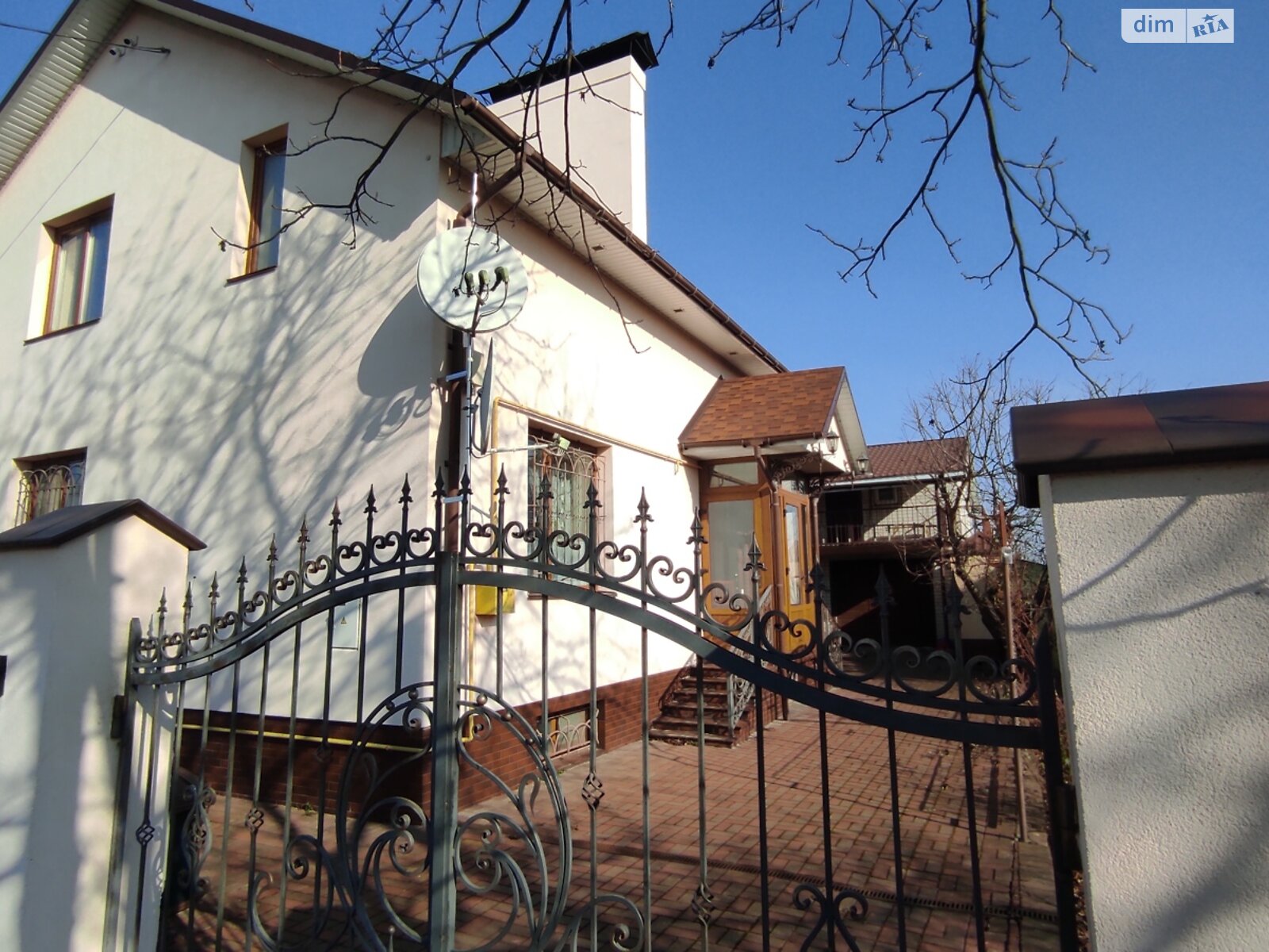 двухэтажный дом с верандой, 236 кв. м, кирпич. Продажа в Зарванцах фото 1 двухэтажный дом с верандой, 236 кв. м, кирпич. Продажа в Зарванцах фото 1