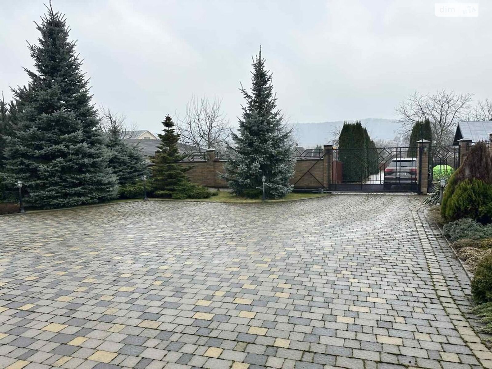 двухэтажный дом с верандой, 295.9 кв. м, кирпич. Продажа в Зашкове фото 1