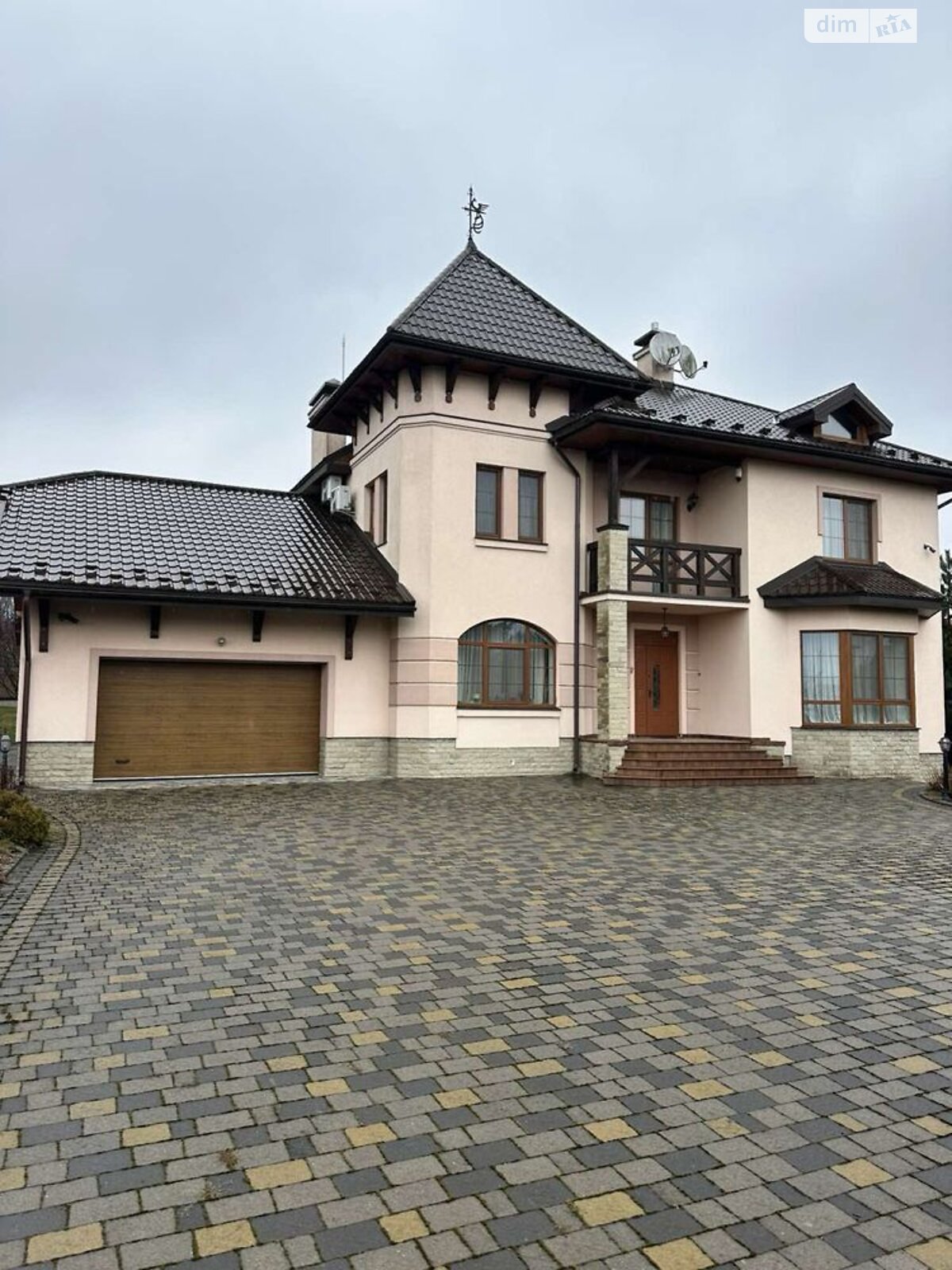 двухэтажный дом с верандой, 295.9 кв. м, кирпич. Продажа в Зашкове фото 1