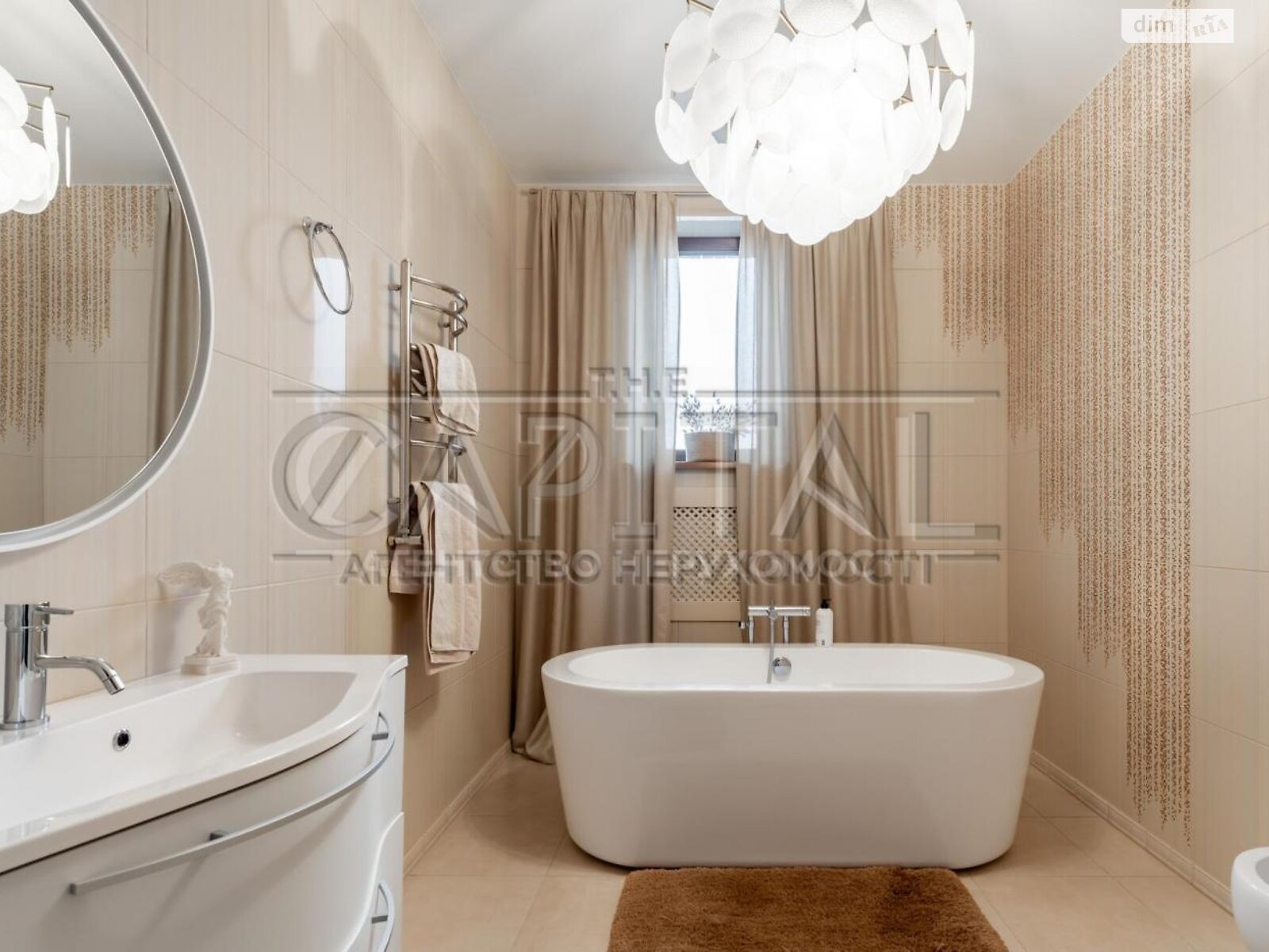 трехэтажный дом с отоплением, 564.3 кв. м, кирпич. Продажа в Зазимье фото 1