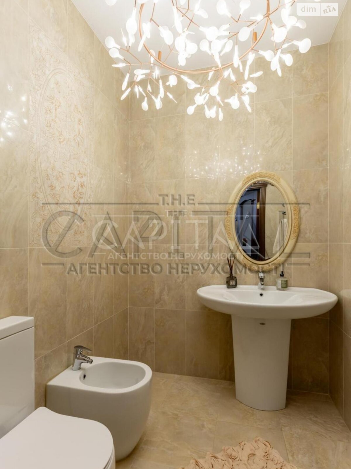 трехэтажный дом с отоплением, 564.3 кв. м, кирпич. Продажа в Зазимье фото 1