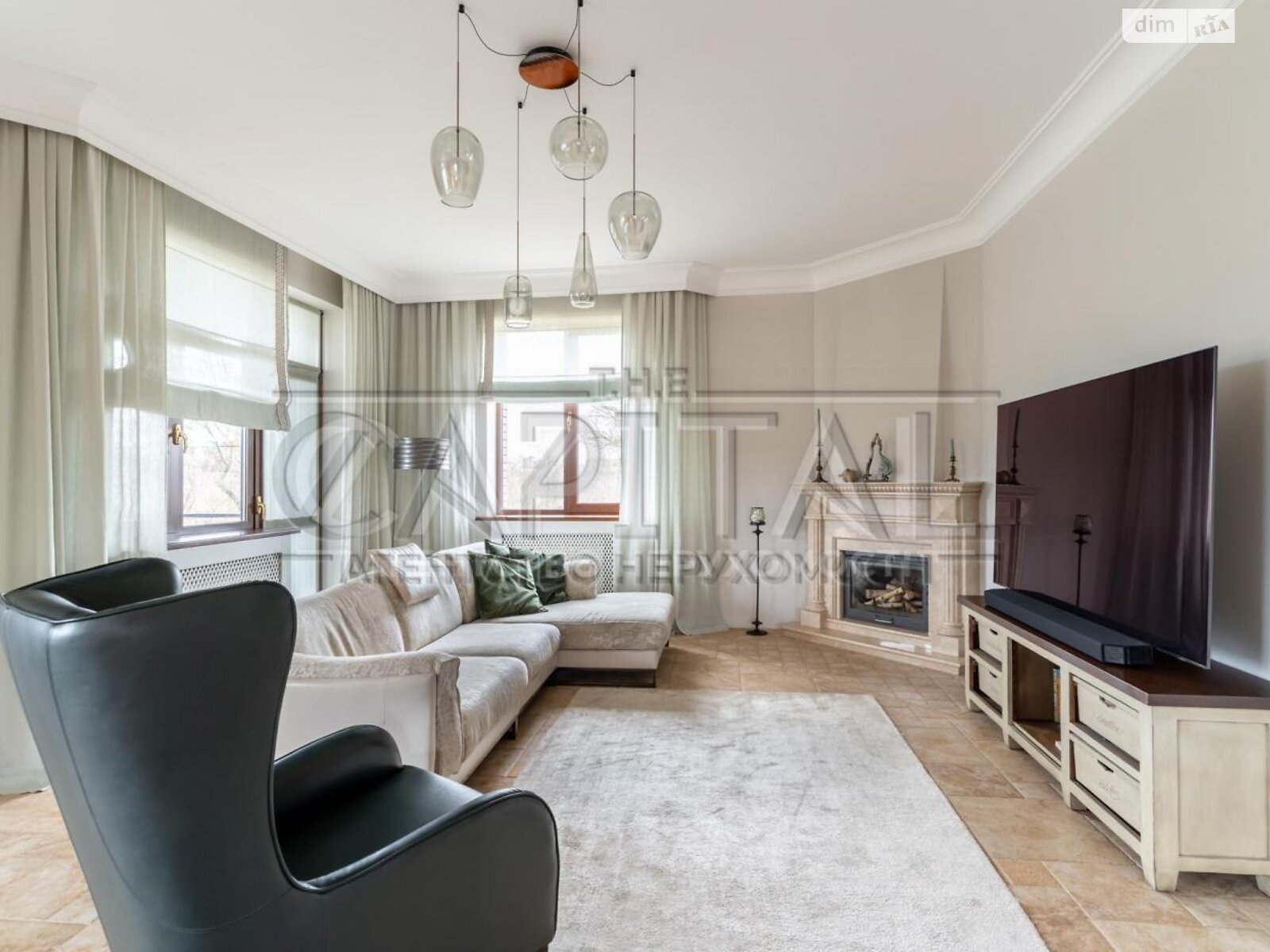 трехэтажный дом с отоплением, 564.3 кв. м, кирпич. Продажа в Зазимье фото 1