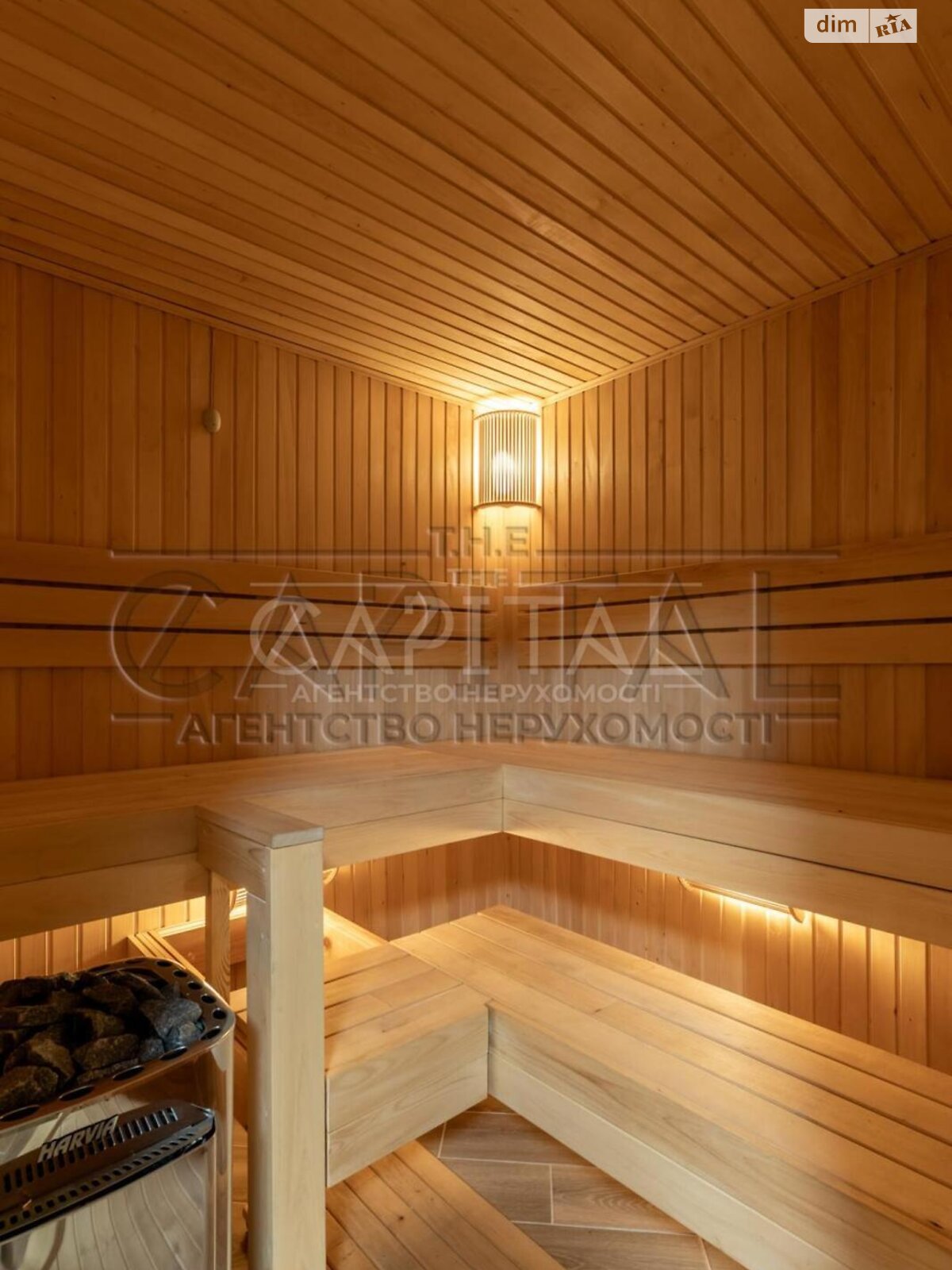 трехэтажный дом с отоплением, 564.3 кв. м, кирпич. Продажа в Зазимье фото 1