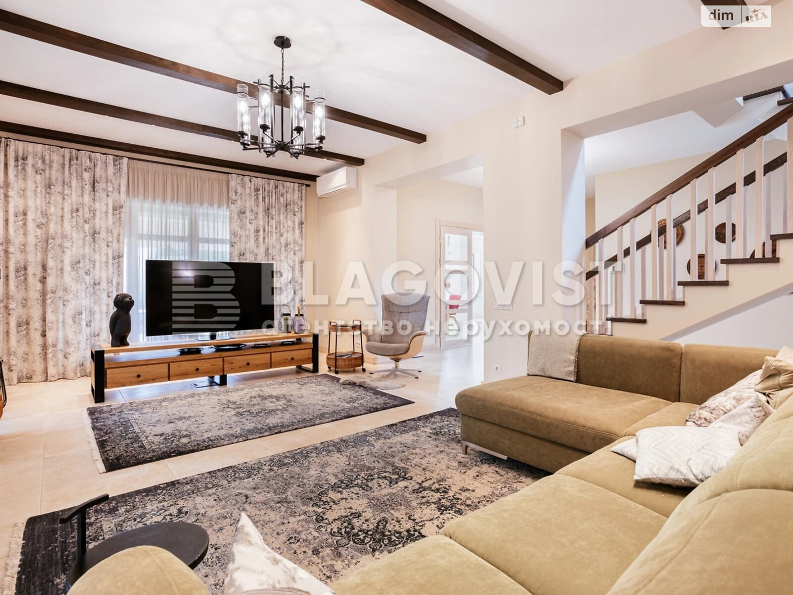 двоповерховий будинок з балконом, 315 кв. м, цегла. Продаж у Зазим’ї фото 1 двоповерховий будинок з балконом, 315 кв. м, цегла. Продаж у Зазим’ї фото 1