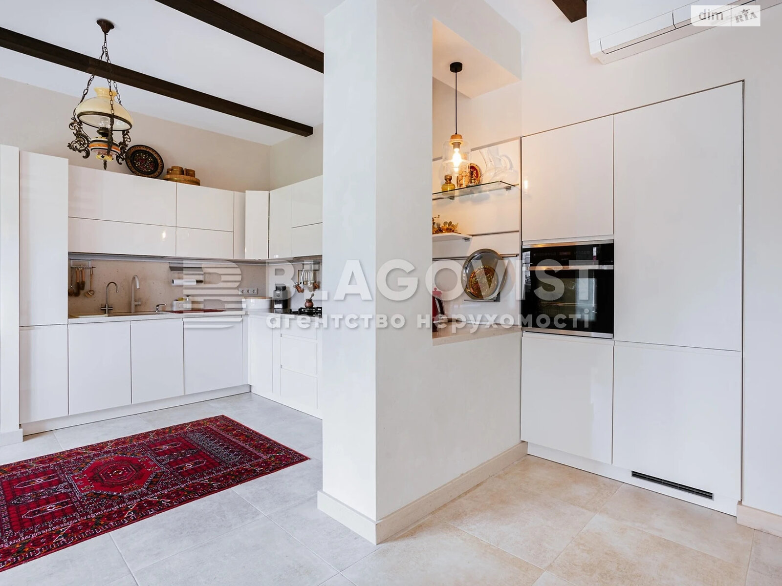 двоповерховий будинок з балконом, 315 кв. м, цегла. Продаж у Зазим’ї фото 1 двоповерховий будинок з балконом, 315 кв. м, цегла. Продаж у Зазим’ї фото 1