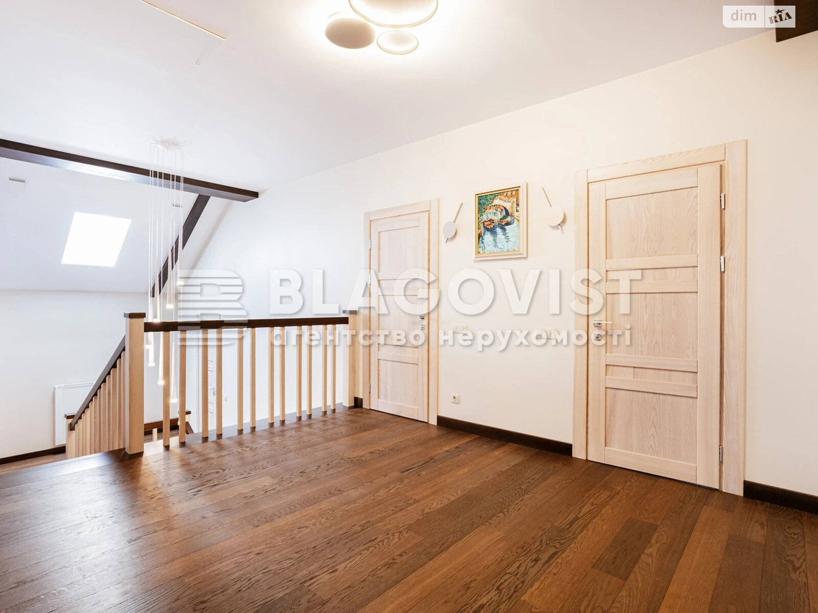 двоповерховий будинок з балконом, 315 кв. м, цегла. Продаж у Зазим’ї фото 1 двоповерховий будинок з балконом, 315 кв. м, цегла. Продаж у Зазим’ї фото 1