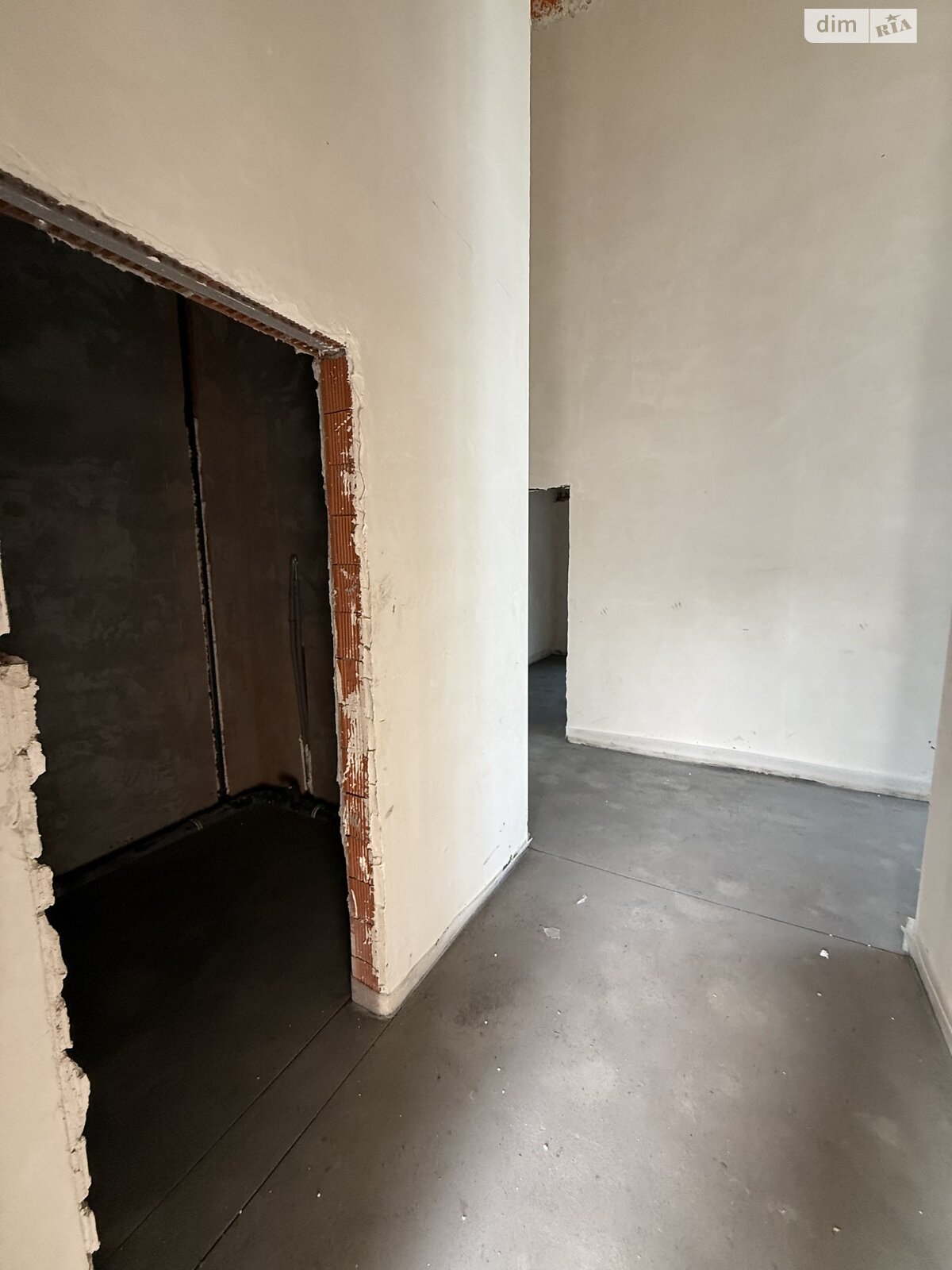 одноэтажный дом, 110 кв. м, керамический блок. Продажа в Зазимье фото 1