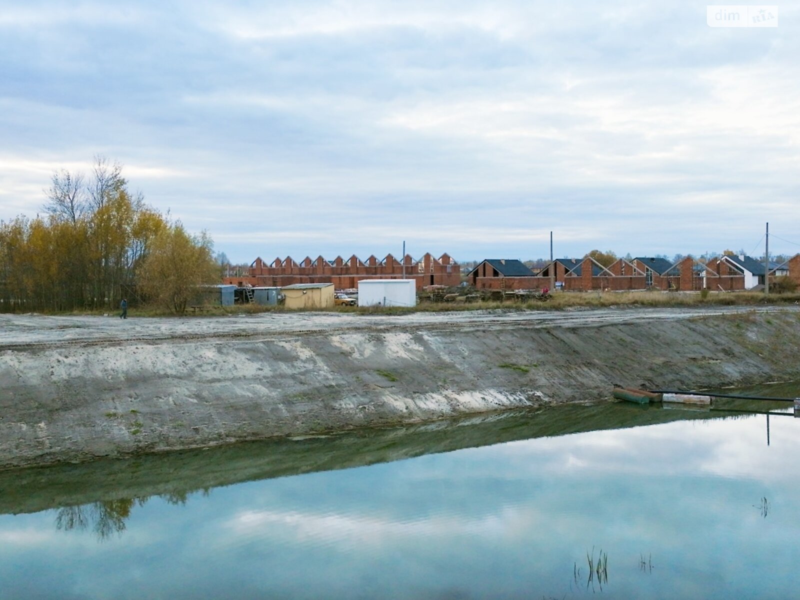 двухэтажный дом, 200 кв. м, кирпич. Продажа в Зазимье фото 1 двухэтажный дом, 200 кв. м, кирпич. Продажа в Зазимье фото 1