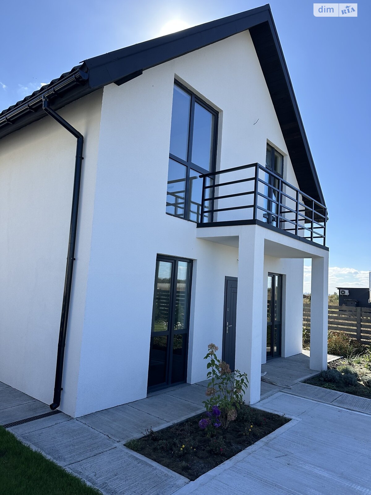 двухэтажный дом с балконом, 137 кв. м, газобетон. Продажа в Зазимье фото 1 двухэтажный дом с балконом, 137 кв. м, газобетон. Продажа в Зазимье фото 1