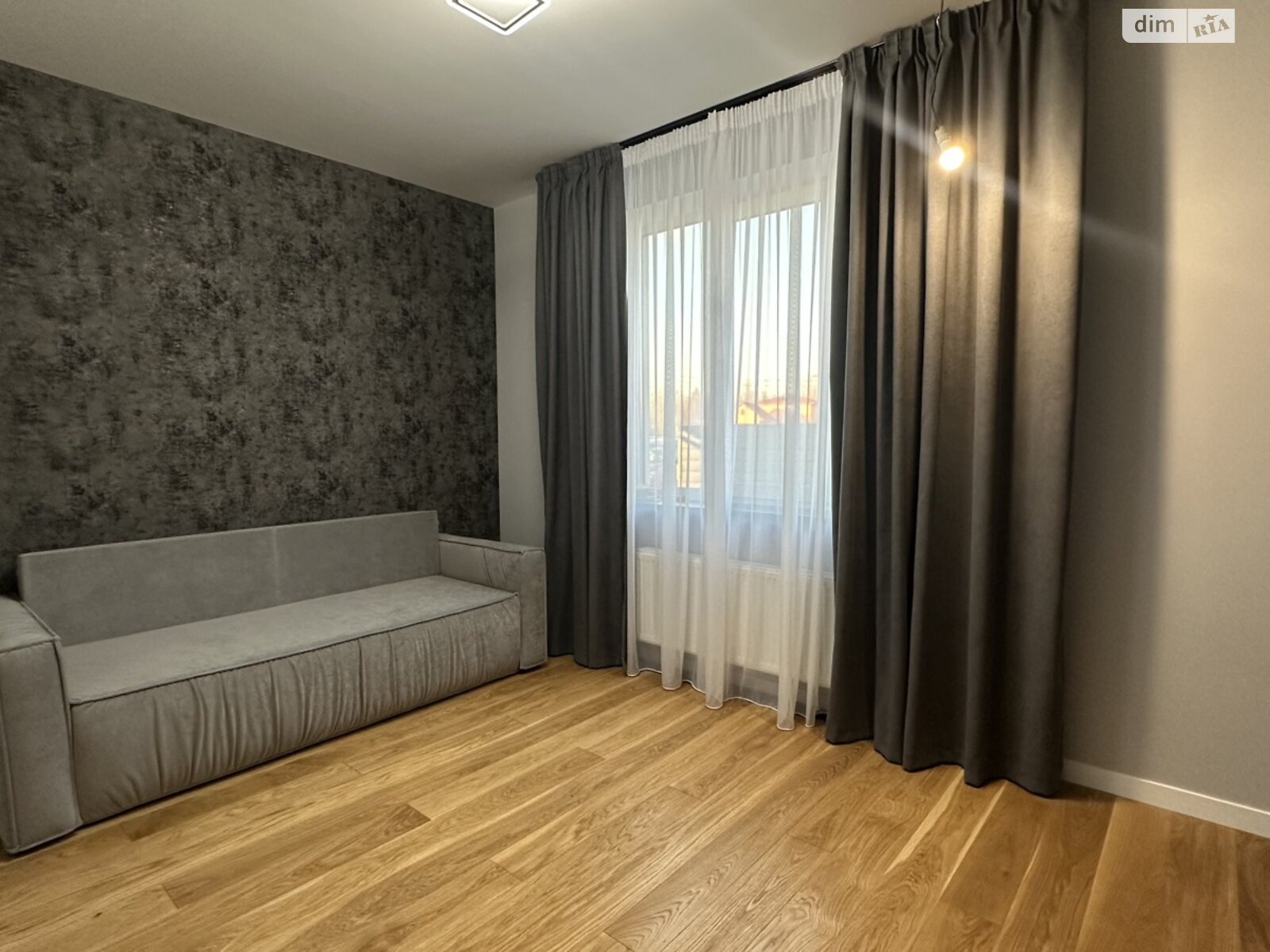 одноповерховий будинок з гаражем, 161 кв. м, кирпич. Продаж у Зазим’ї фото 1