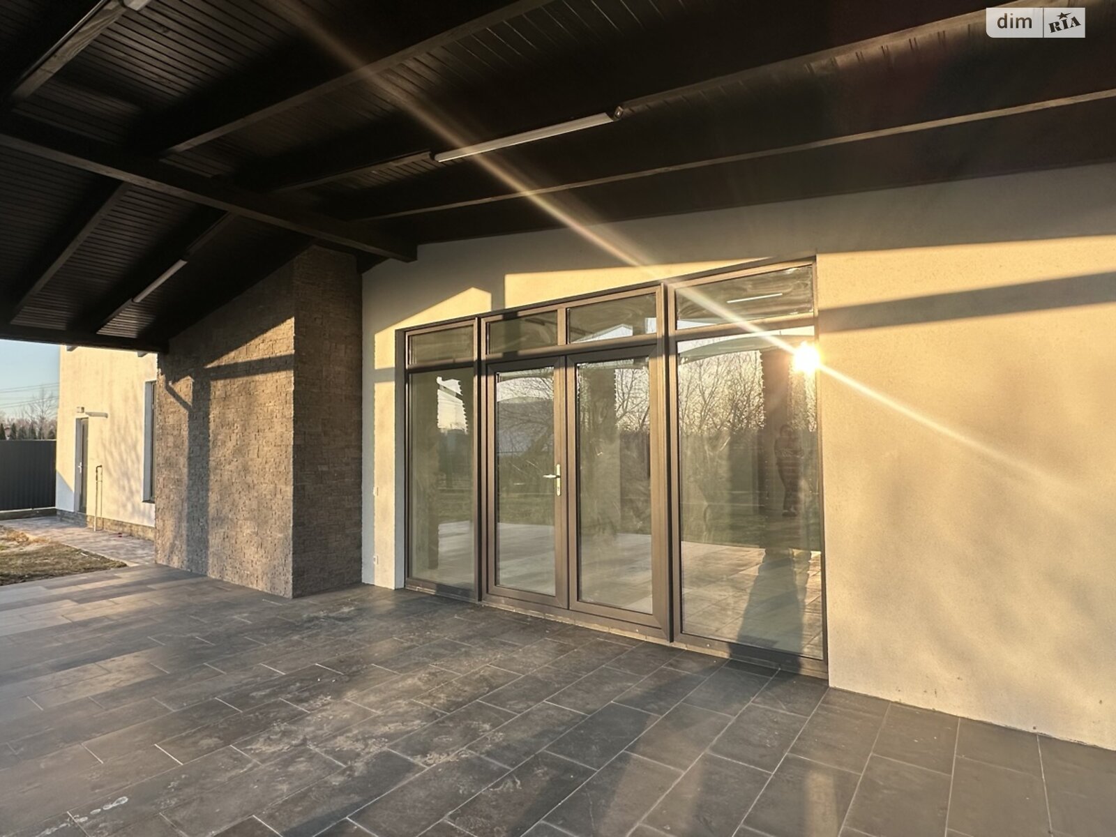 одноповерховий будинок з гаражем, 161 кв. м, кирпич. Продаж у Зазим’ї фото 1