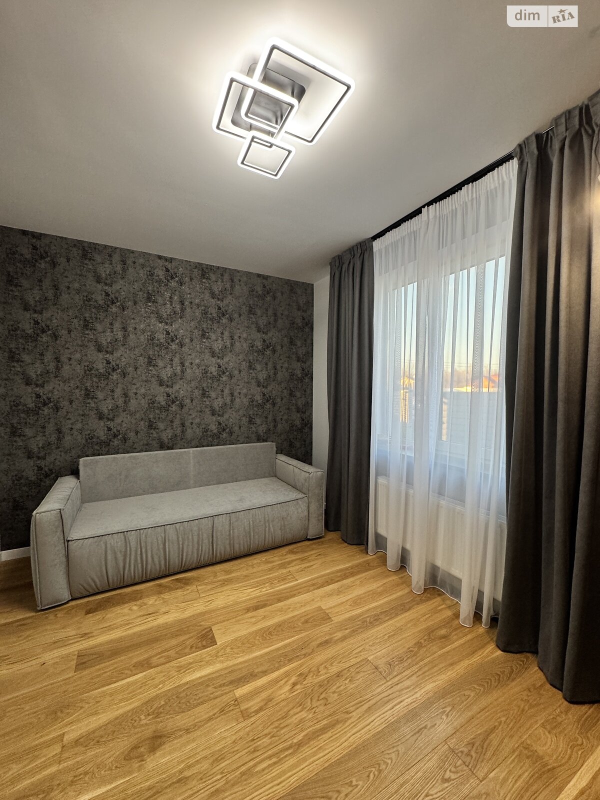 одноэтажный дом с гаражом, 161 кв. м, кирпич. Продажа в Зазимье фото 1