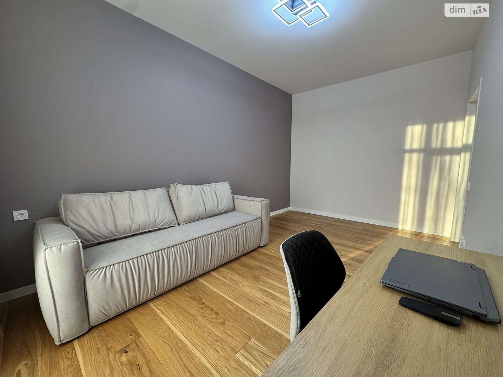 одноэтажный дом с гаражом, 161 кв. м, кирпич. Продажа в Зазимье фото 1