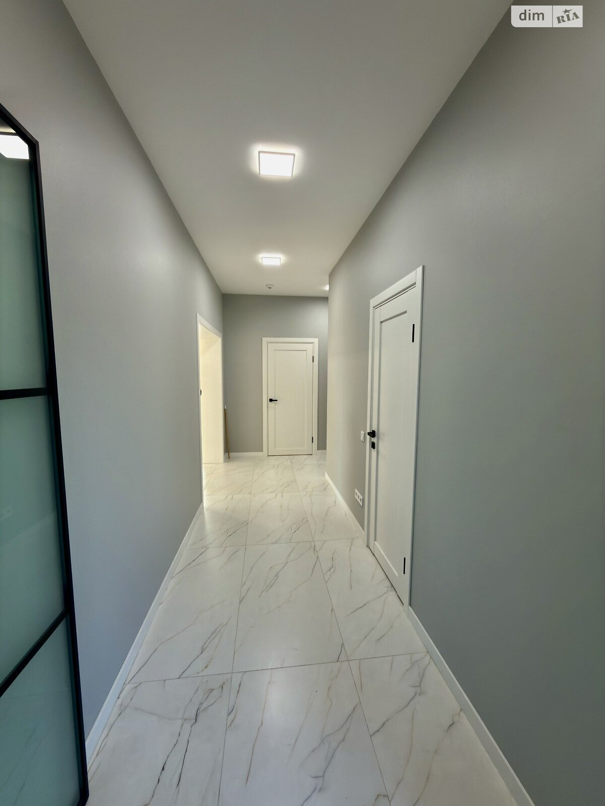 одноповерховий будинок з гаражем, 161 кв. м, газобетон. Продаж у Зазим’ї фото 1