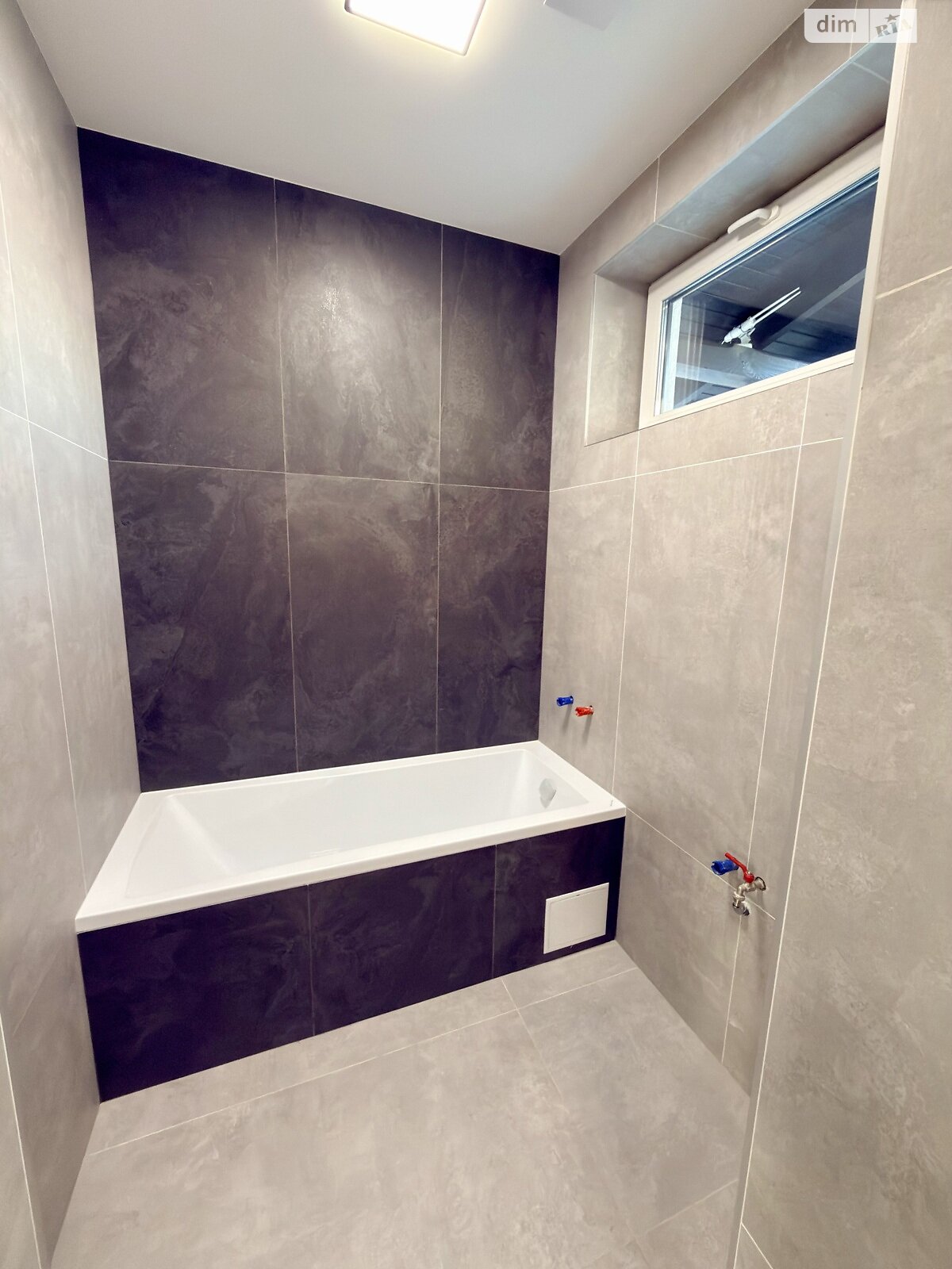 одноповерховий будинок з гаражем, 161 кв. м, газобетон. Продаж у Зазим’ї фото 1