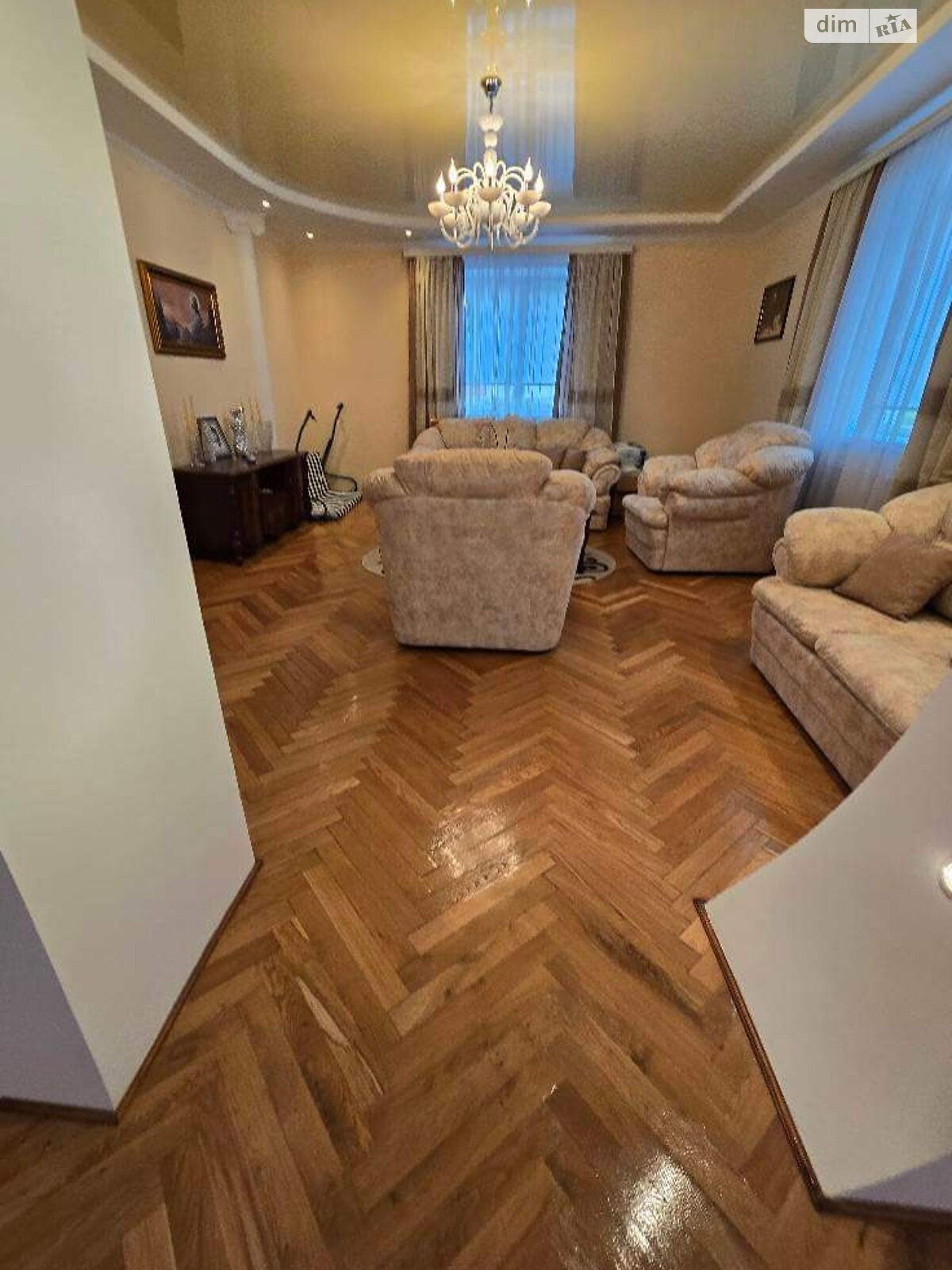 двухэтажный дом с отоплением, 150 кв. м, кирпич. Продажа в Збараже фото 1