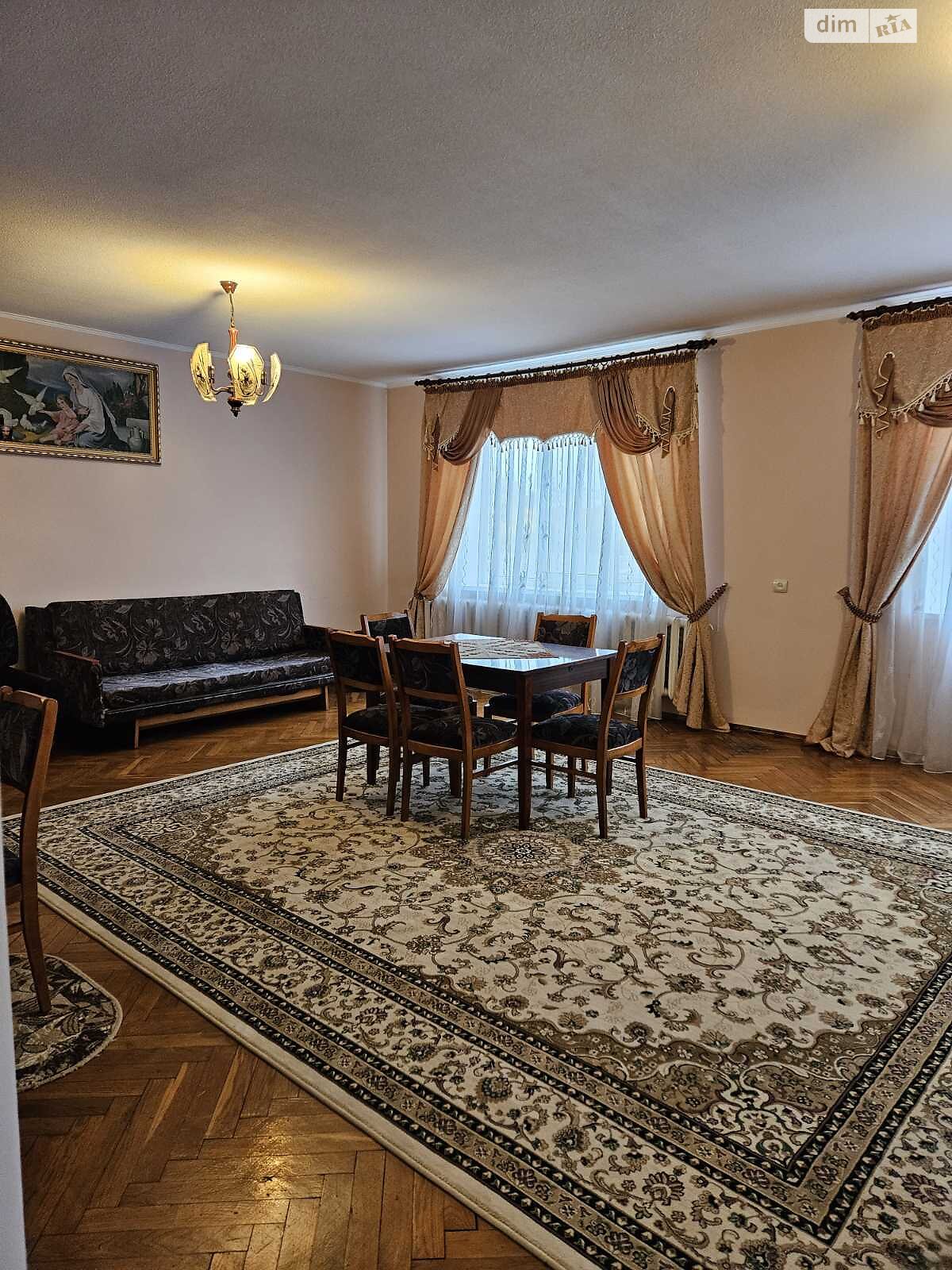 двухэтажный дом с гаражом, 200 кв. м, кирпич. Продажа в Збараже фото 1 двухэтажный дом с гаражом, 200 кв. м, кирпич. Продажа в Збараже фото 1