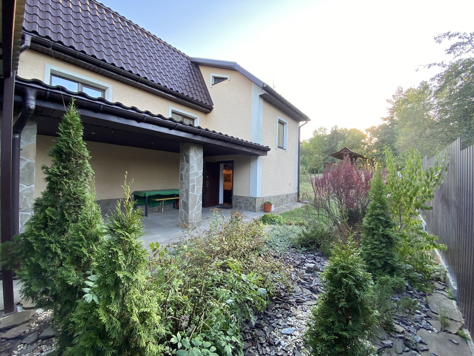 двоповерховий будинок з гаражем, 180 кв. м, цегла. Продаж у Здорівці фото 1 двоповерховий будинок з гаражем, 180 кв. м, цегла. Продаж у Здорівці фото 1