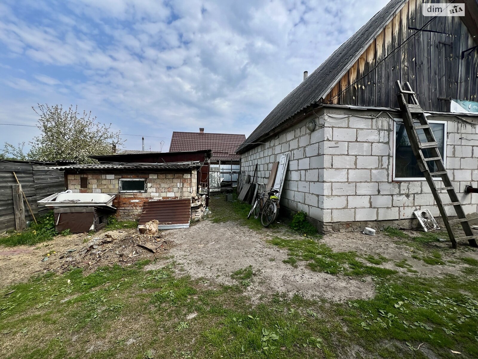 одноэтажный дом с гаражом, 48 кв. м, кирпич. Продажа в Здвижовке фото 1 одноэтажный дом с гаражом, 48 кв. м, кирпич. Продажа в Здвижовке фото 1