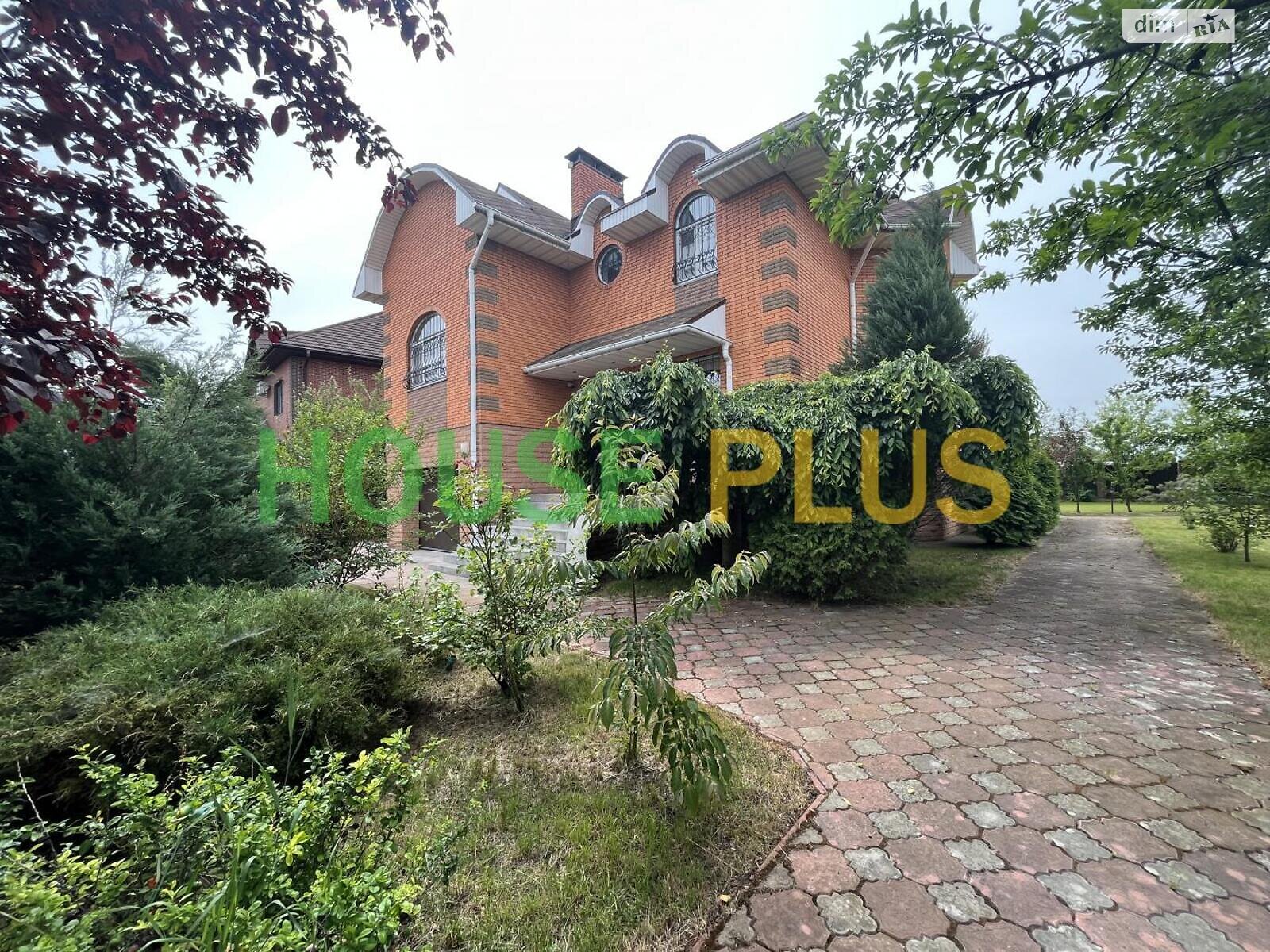 двухэтажный дом, 341.1 кв. м, кирпич. Продажа в Зеленом Боре фото 1 двухэтажный дом, 341.1 кв. м, кирпич. Продажа в Зеленом Боре фото 1