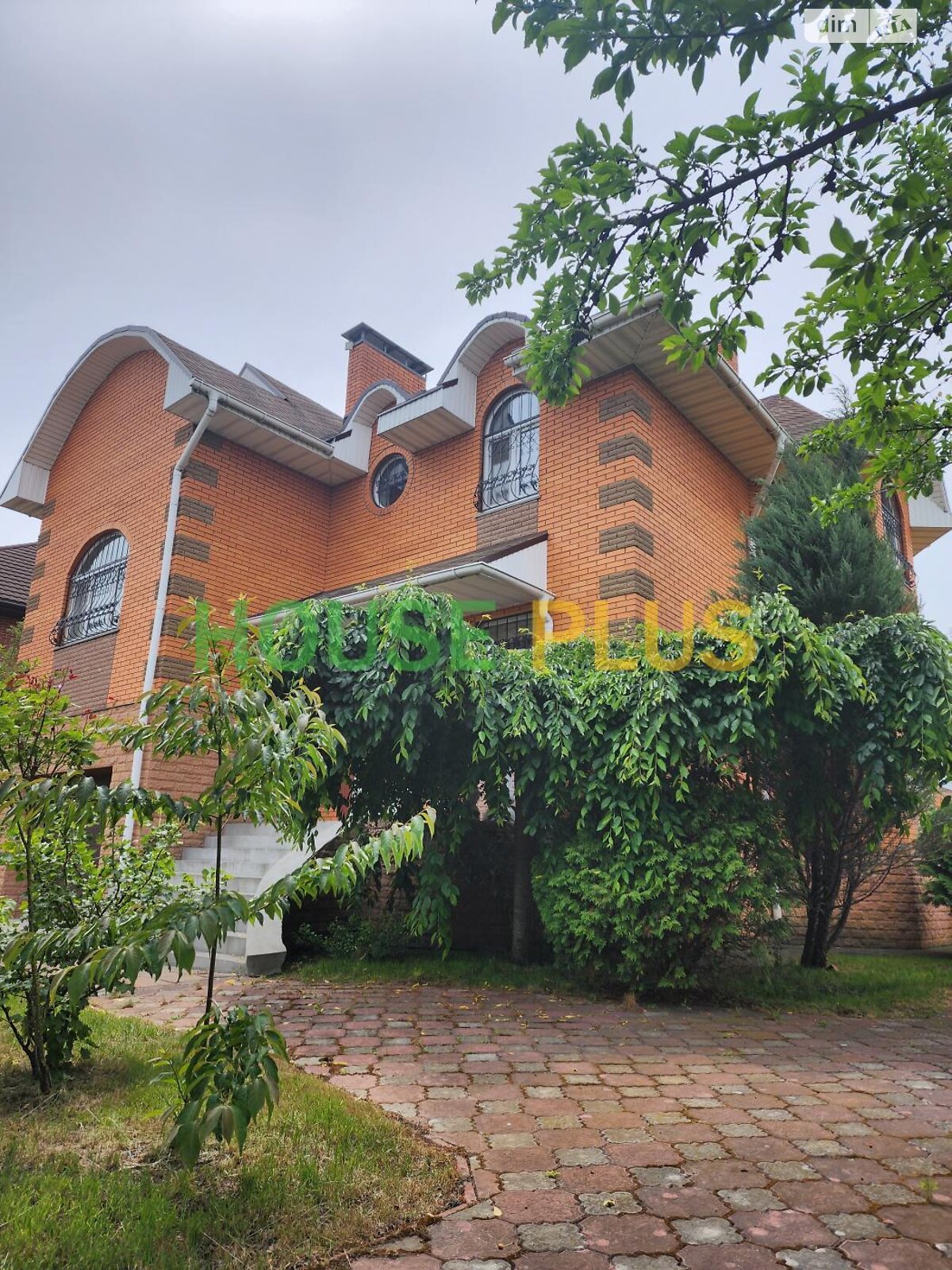 двухэтажный дом, 341.1 кв. м, кирпич. Продажа в Зеленом Боре фото 1 двухэтажный дом, 341.1 кв. м, кирпич. Продажа в Зеленом Боре фото 1