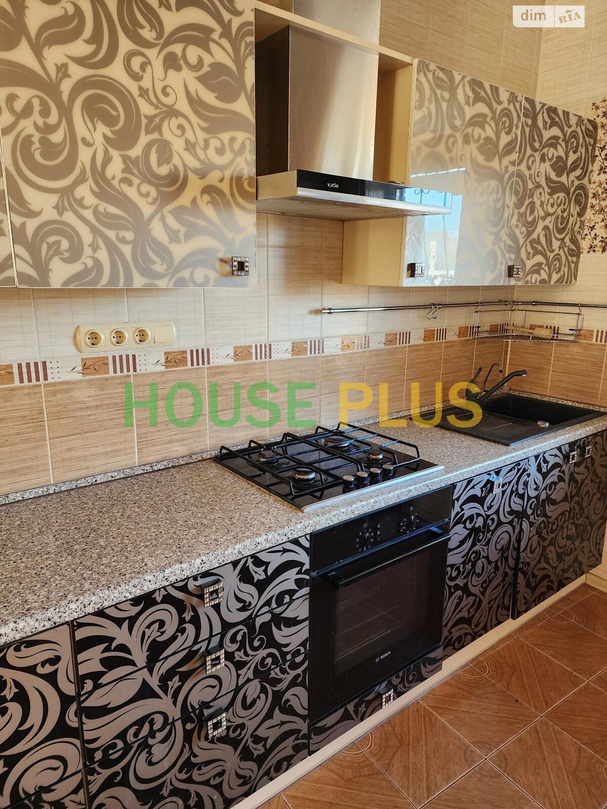 двухэтажный дом, 341.1 кв. м, кирпич. Продажа в Зеленом Боре фото 1 двухэтажный дом, 341.1 кв. м, кирпич. Продажа в Зеленом Боре фото 1