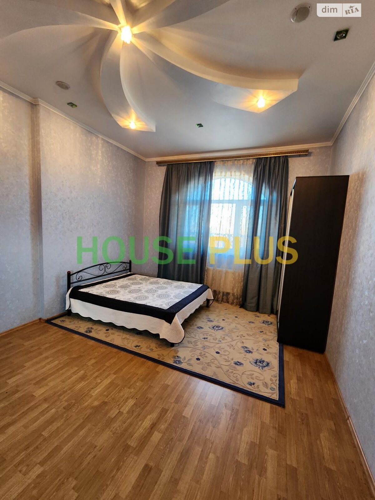 двухэтажный дом, 341.1 кв. м, кирпич. Продажа в Зеленом Боре фото 1 двухэтажный дом, 341.1 кв. м, кирпич. Продажа в Зеленом Боре фото 1