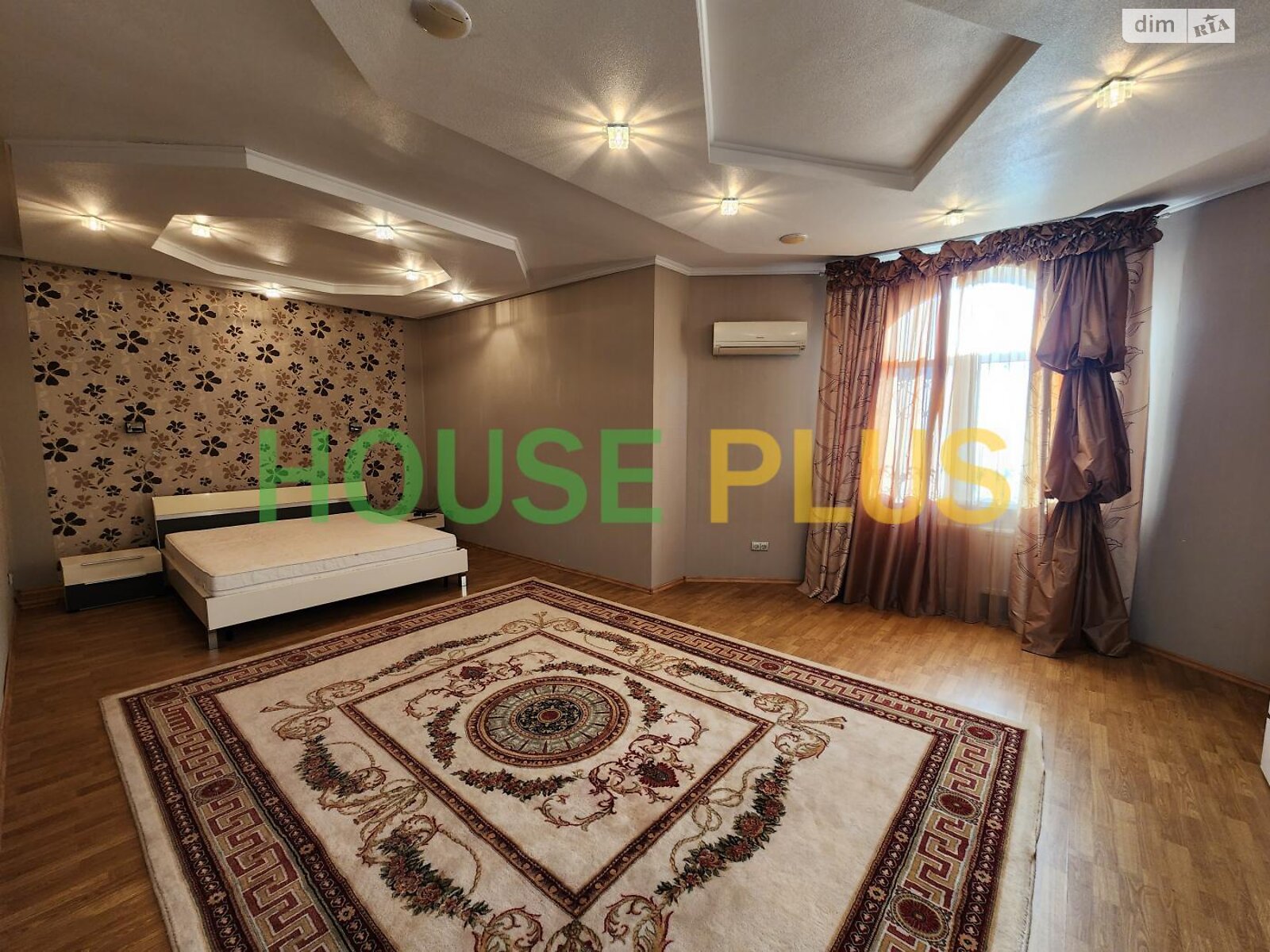 двухэтажный дом, 341.1 кв. м, кирпич. Продажа в Зеленом Боре фото 1 двухэтажный дом, 341.1 кв. м, кирпич. Продажа в Зеленом Боре фото 1