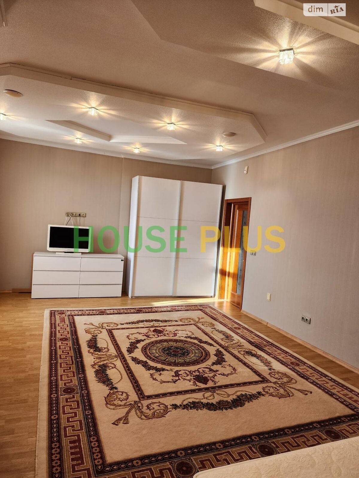 двухэтажный дом, 341.1 кв. м, кирпич. Продажа в Зеленом Боре фото 1 двухэтажный дом, 341.1 кв. м, кирпич. Продажа в Зеленом Боре фото 1