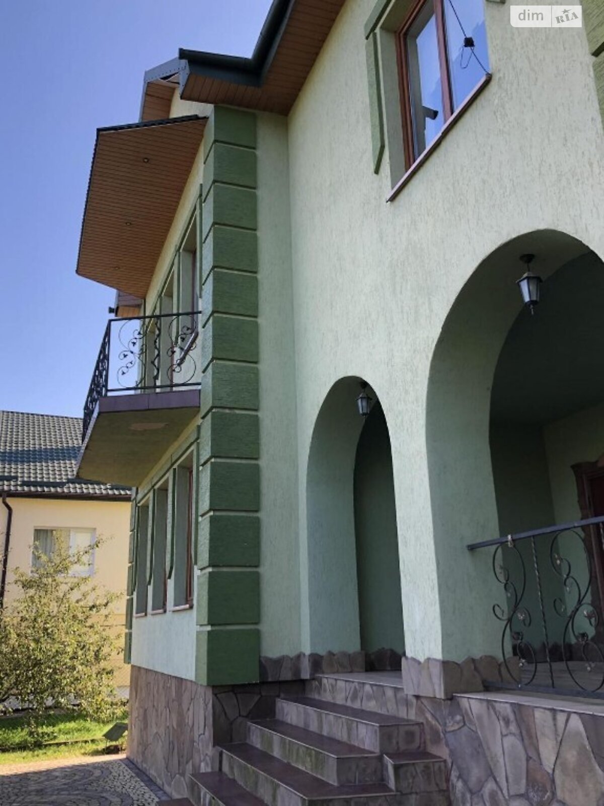 двухэтажный дом веранда, 220 кв. м, кирпич. Продажа в Зимней Воде фото 1