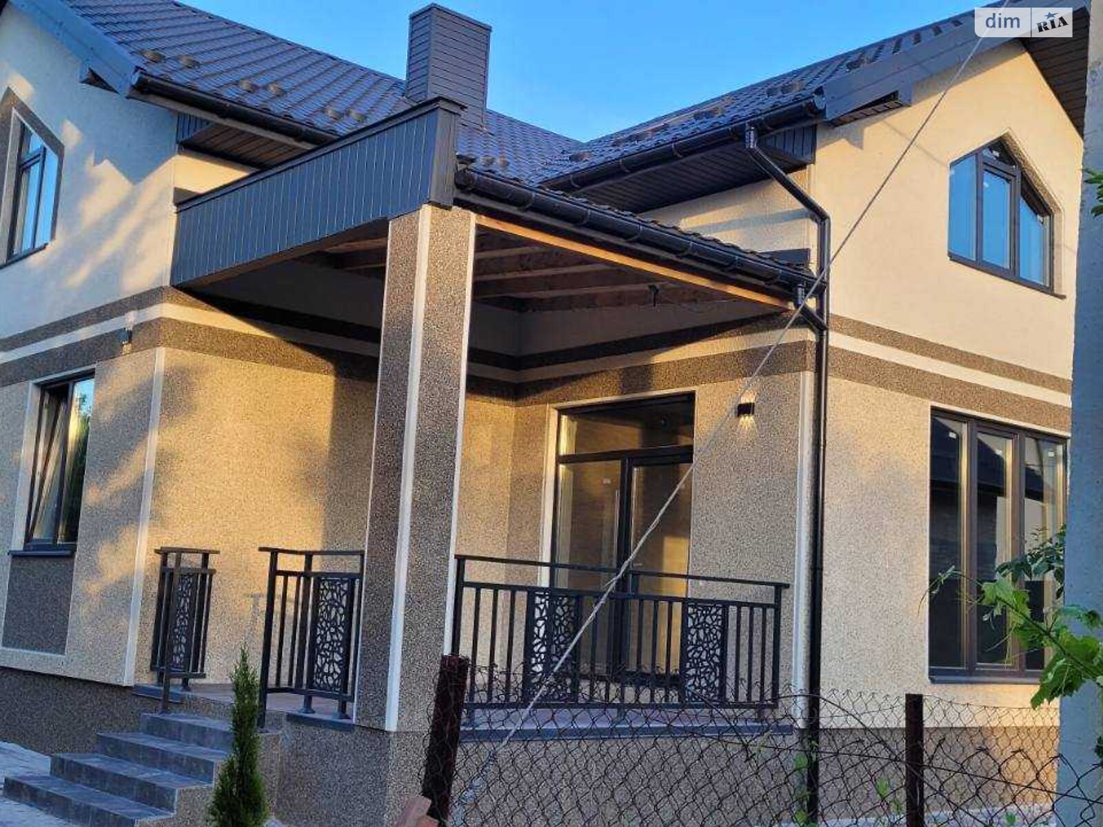 двухэтажный дом, 185 кв. м, газобетон. Продажа в Зимней Воде фото 1