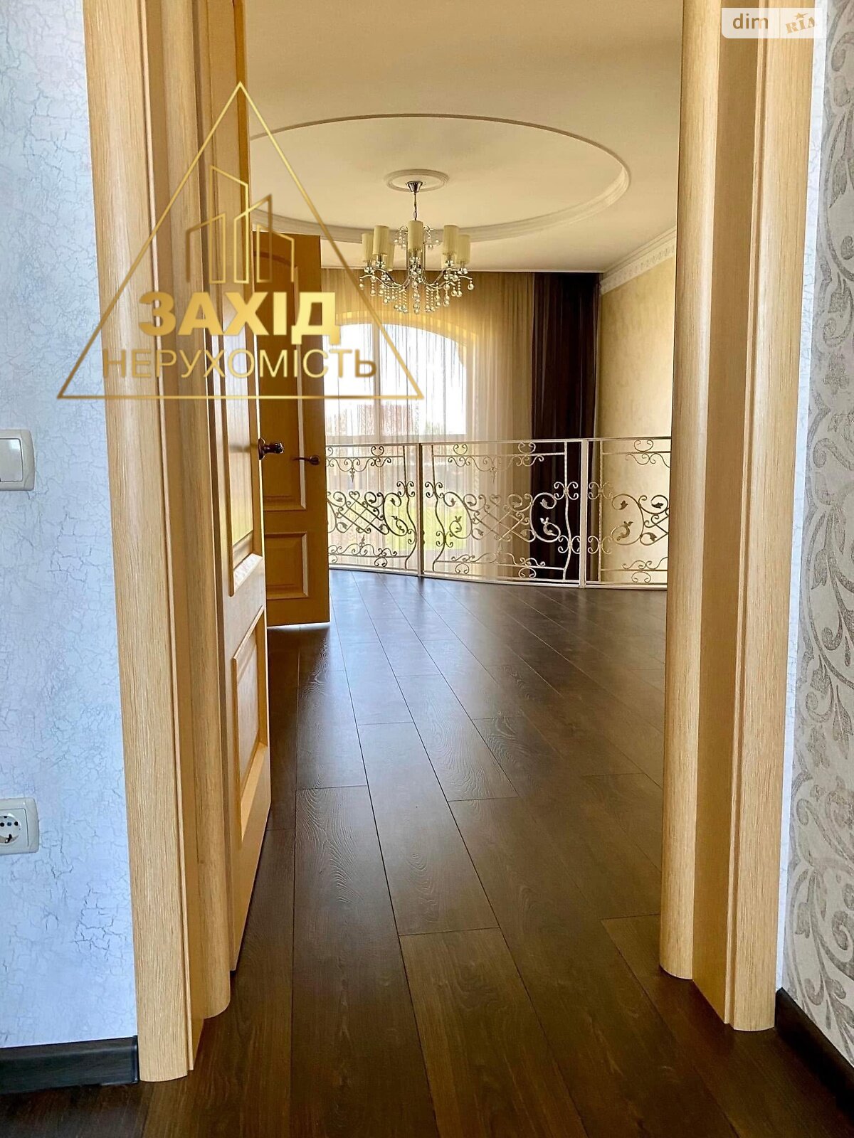 двухэтажный дом с гаражом, 274.2 кв. м, кирпич. Продажа в Змиенце фото 1 двухэтажный дом с гаражом, 274.2 кв. м, кирпич. Продажа в Змиенце фото 1