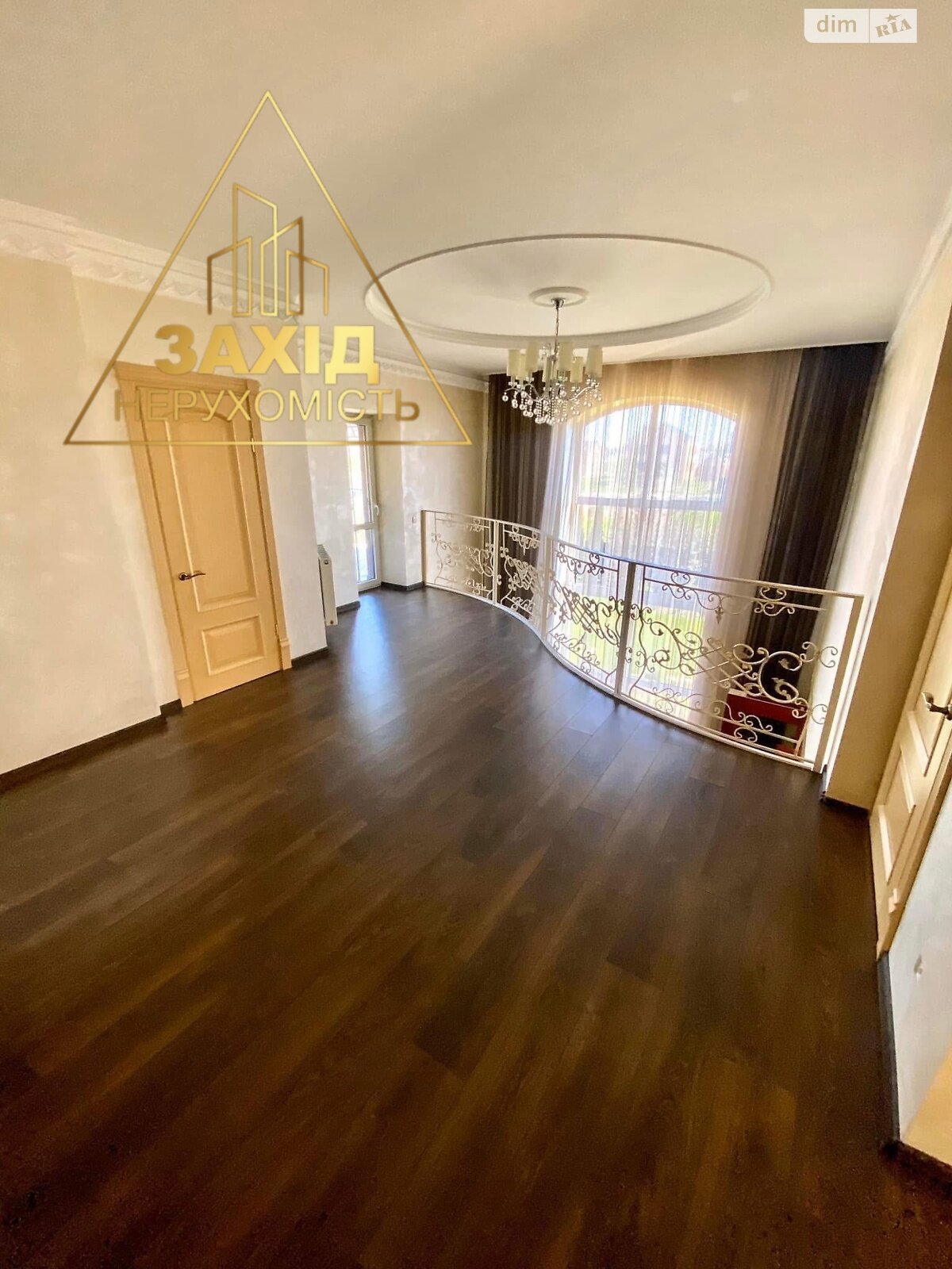 двухэтажный дом с гаражом, 274.2 кв. м, кирпич. Продажа в Змиенце фото 1 двухэтажный дом с гаражом, 274.2 кв. м, кирпич. Продажа в Змиенце фото 1