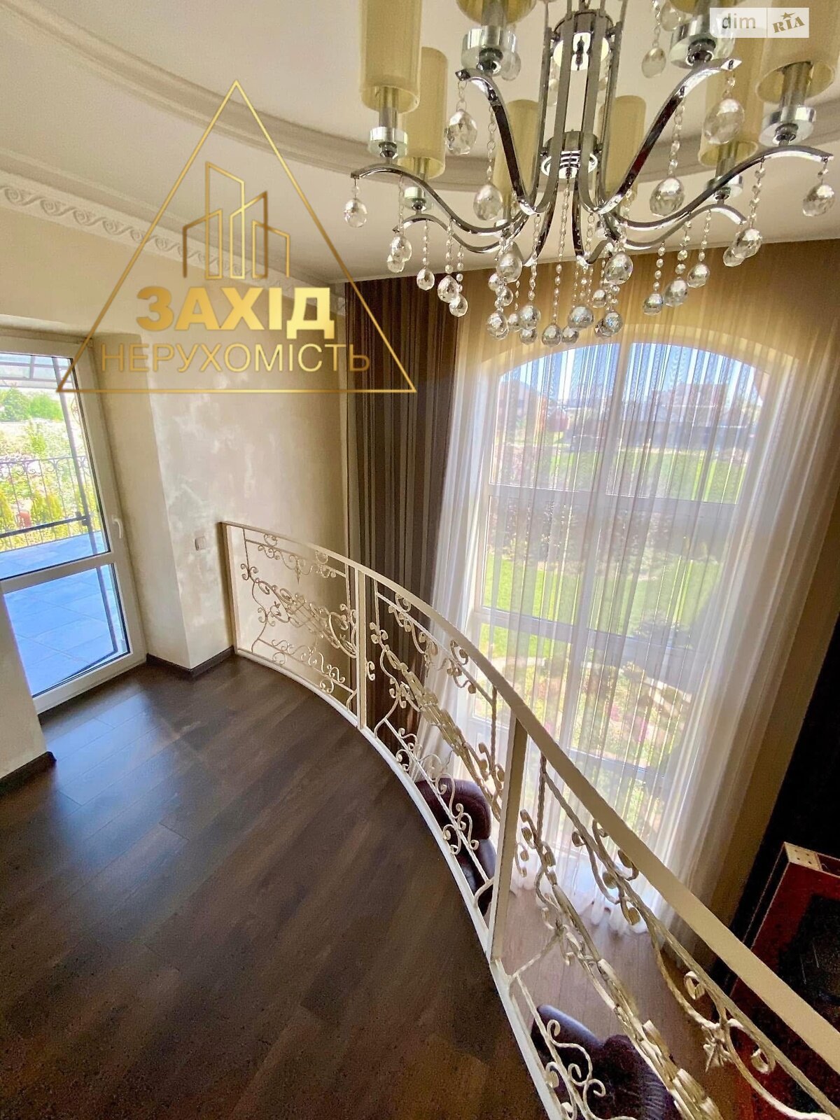 двухэтажный дом с гаражом, 274.2 кв. м, кирпич. Продажа в Змиенце фото 1 двухэтажный дом с гаражом, 274.2 кв. м, кирпич. Продажа в Змиенце фото 1