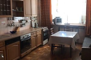 трехэтажный дом веранда, 218 кв. м, кирпич. Продажа в Першотравневом фото 2