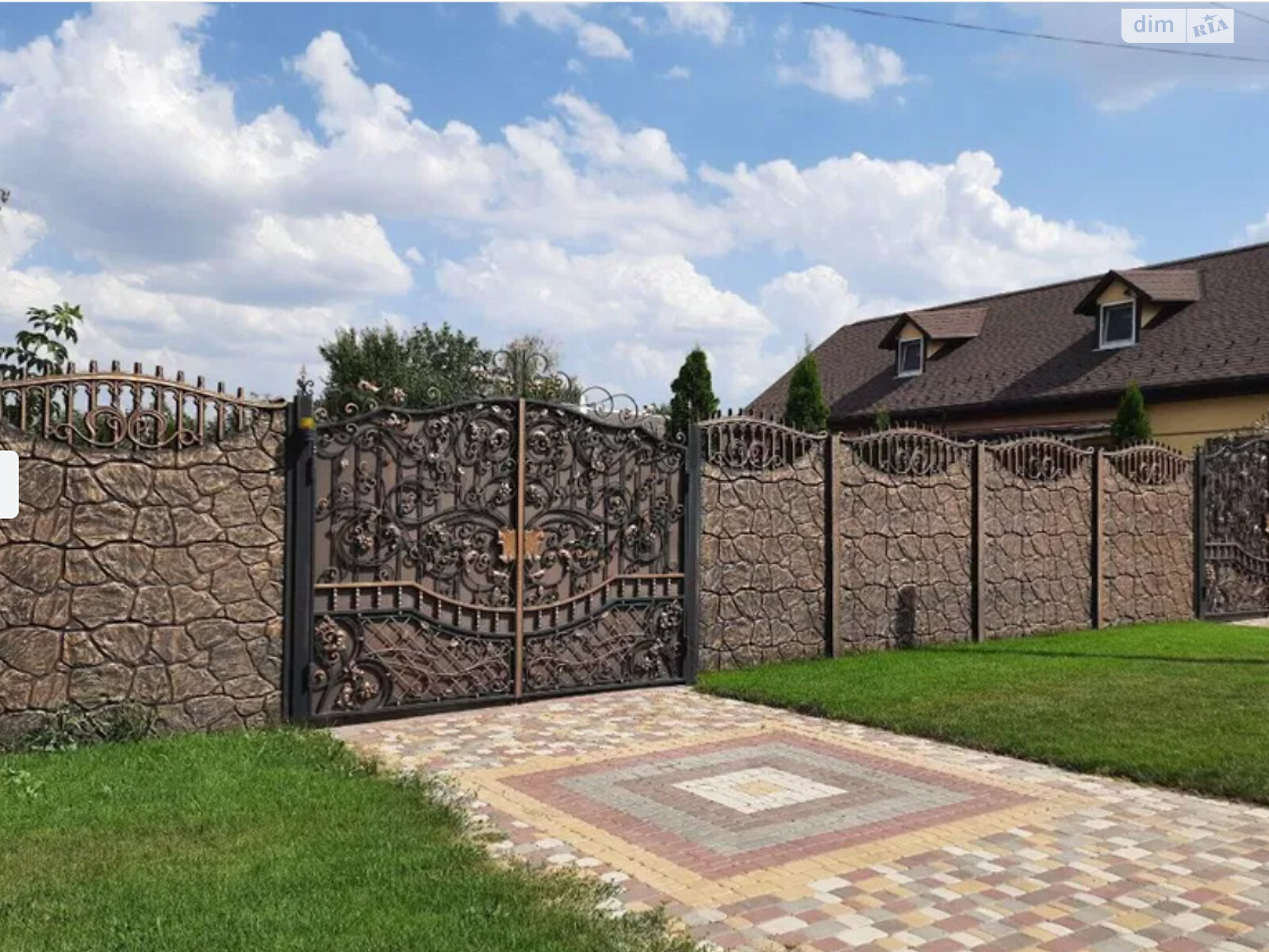 двоповерховий будинок з верандою, 180 кв. м, цегла. Продаж у Змієві фото 1 двоповерховий будинок з верандою, 180 кв. м, цегла. Продаж у Змієві фото 1
