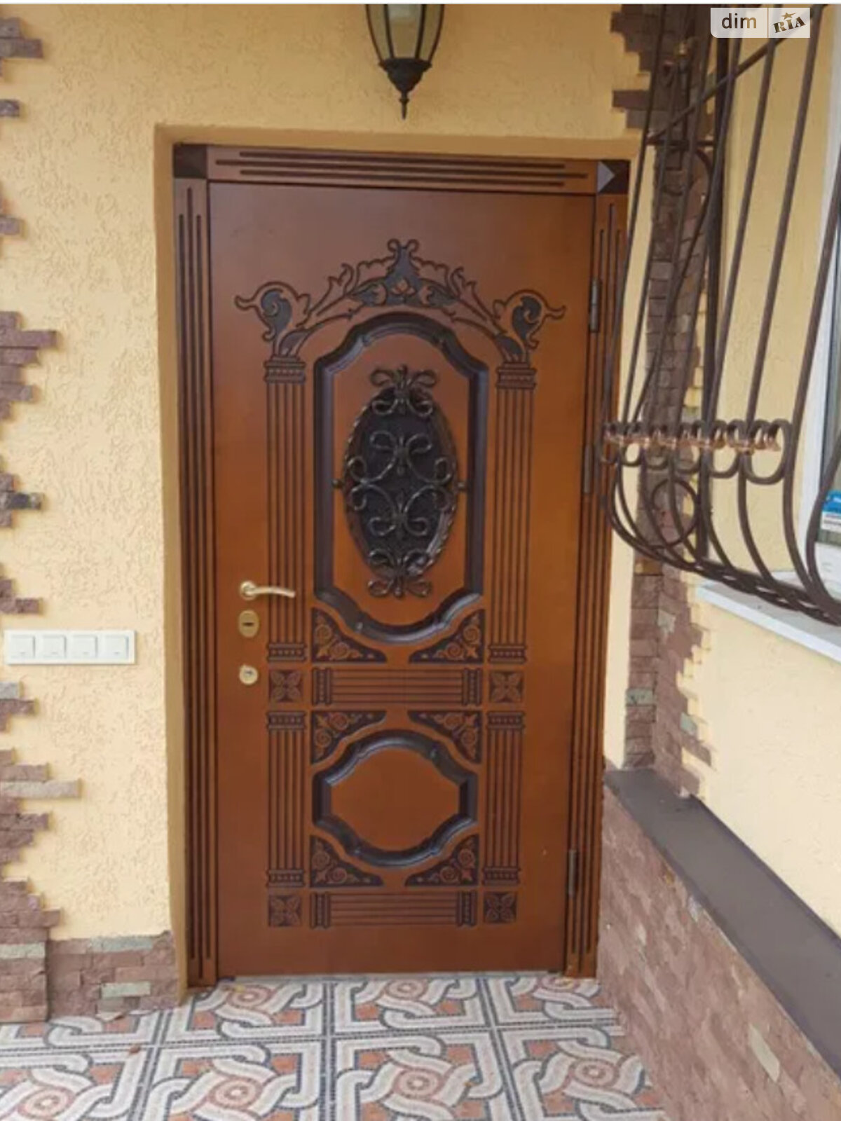 двоповерховий будинок з верандою, 180 кв. м, цегла. Продаж у Змієві фото 1 двоповерховий будинок з верандою, 180 кв. м, цегла. Продаж у Змієві фото 1