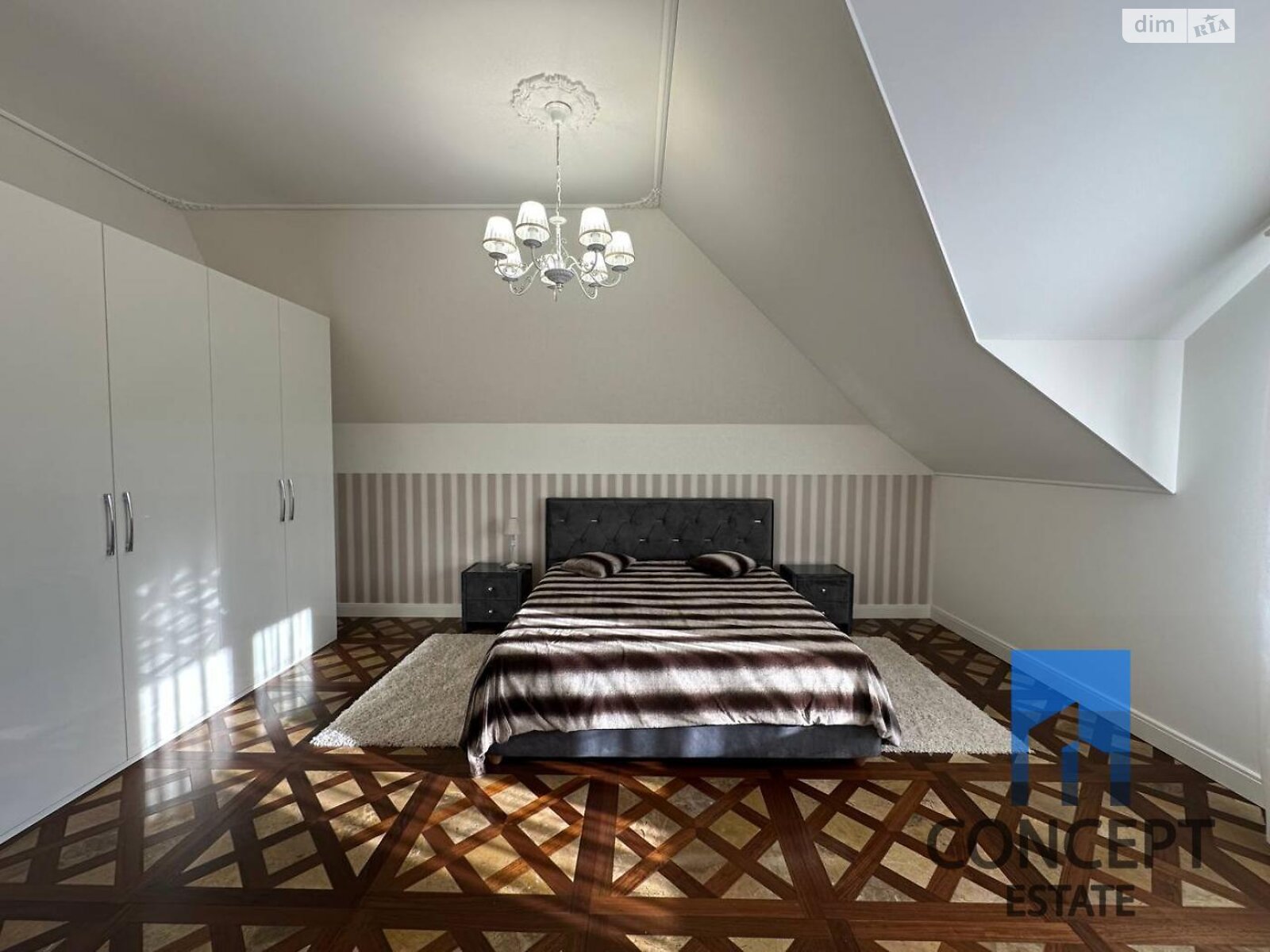 двухэтажный дом с верандой, 282.7 кв. м, кирпич. Продажа в Слобожанском фото 1