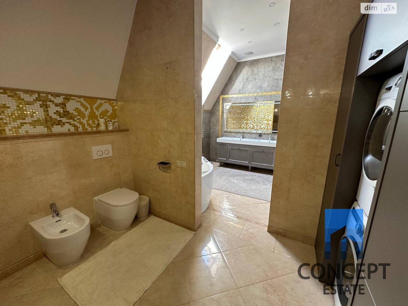 двухэтажный дом с верандой, 282.7 кв. м, кирпич. Продажа в Слобожанском фото 1