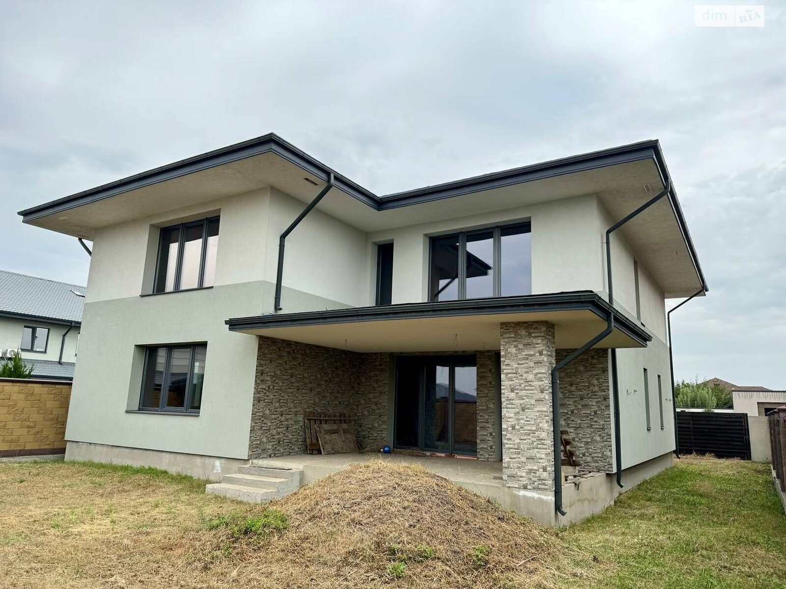 двоповерховий будинок з гаражем, 274.5 кв. м, цегла. Продаж у Слобожанському фото 1 двоповерховий будинок з гаражем, 274.5 кв. м, цегла. Продаж у Слобожанському фото 1