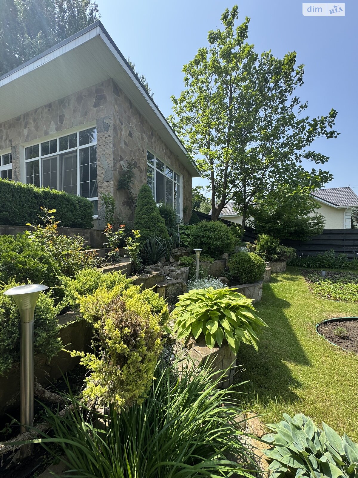 трехэтажный дом с гаражом, 265.9 кв. м, кирпич. Продажа в Зозули фото 1 трехэтажный дом с гаражом, 265.9 кв. м, кирпич. Продажа в Зозули фото 1