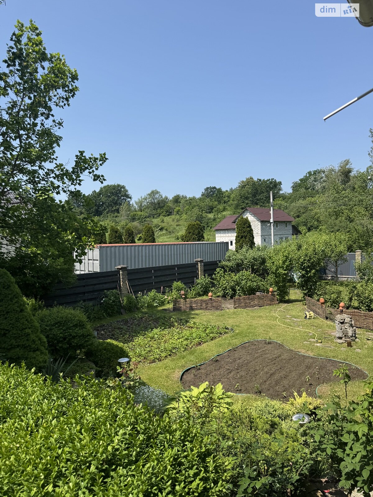 трехэтажный дом с гаражом, 265.9 кв. м, кирпич. Продажа в Зозули фото 1 трехэтажный дом с гаражом, 265.9 кв. м, кирпич. Продажа в Зозули фото 1