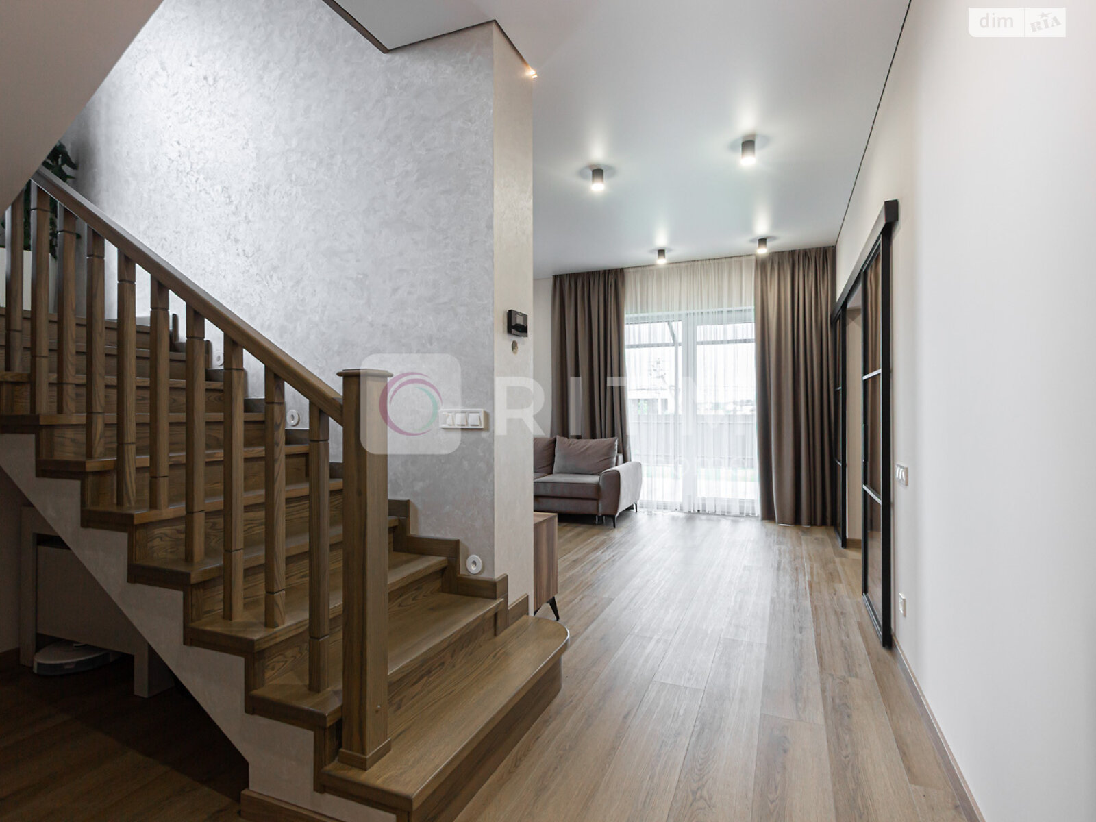 двоповерховий будинок з гаражем, 155 кв. м, цегла. Продаж у Зубрі фото 1 двоповерховий будинок з гаражем, 155 кв. м, цегла. Продаж у Зубрі фото 1