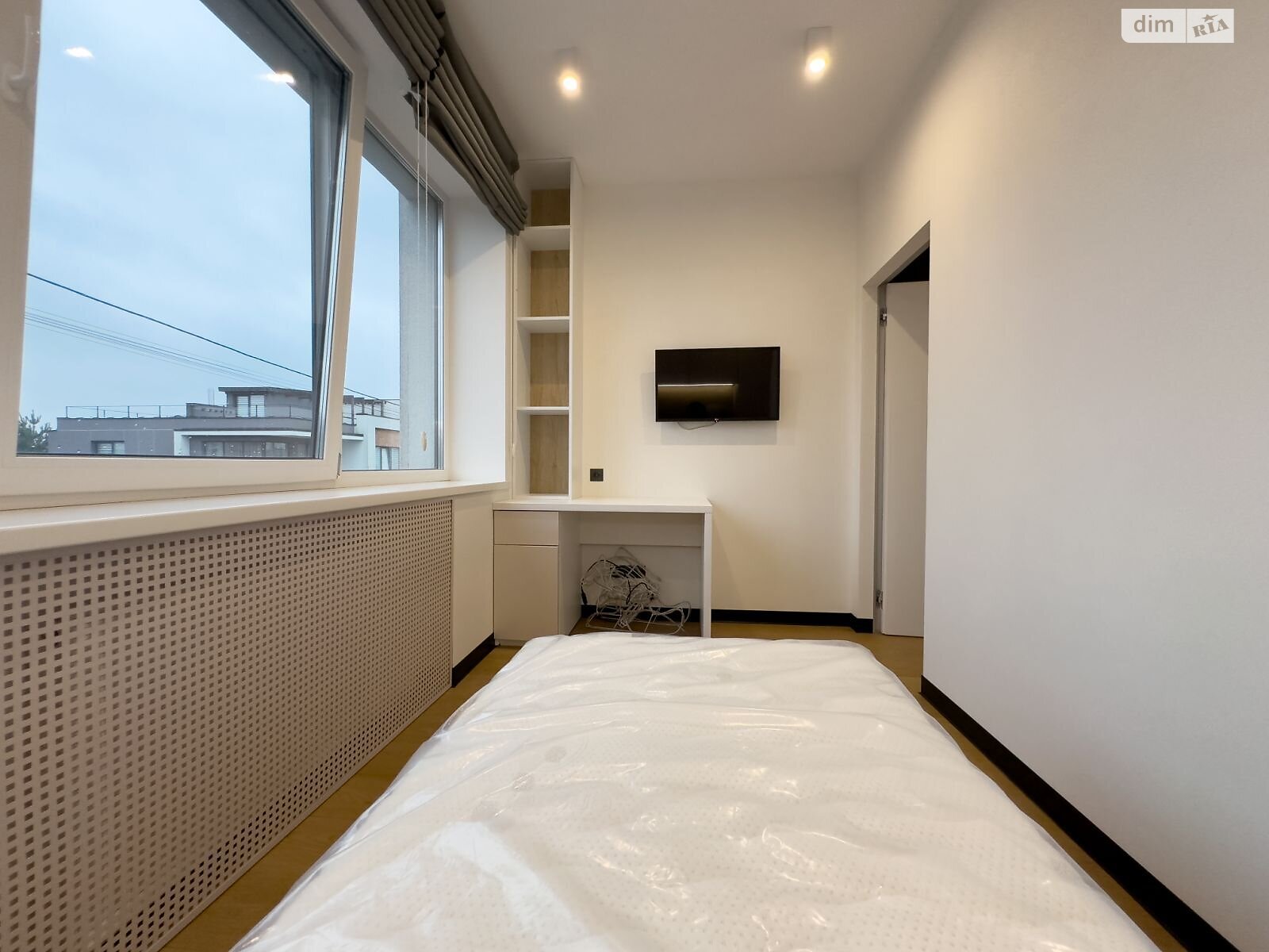 двухэтажный дом с балконом, 162.2 кв. м, кирпич. Продажа в Зубре фото 1