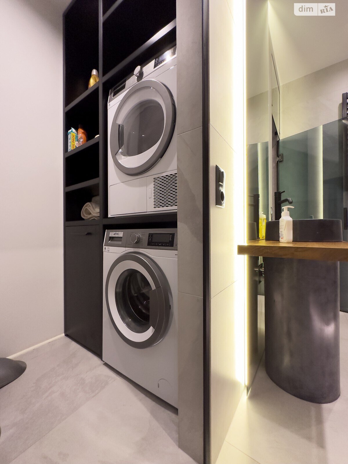 двухэтажный дом с балконом, 162.2 кв. м, кирпич. Продажа в Зубре фото 1