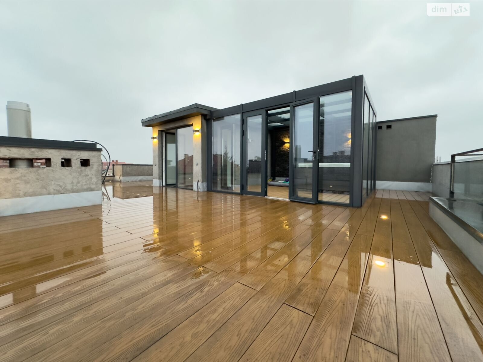 двухэтажный дом с балконом, 162.2 кв. м, кирпич. Продажа в Зубре фото 1